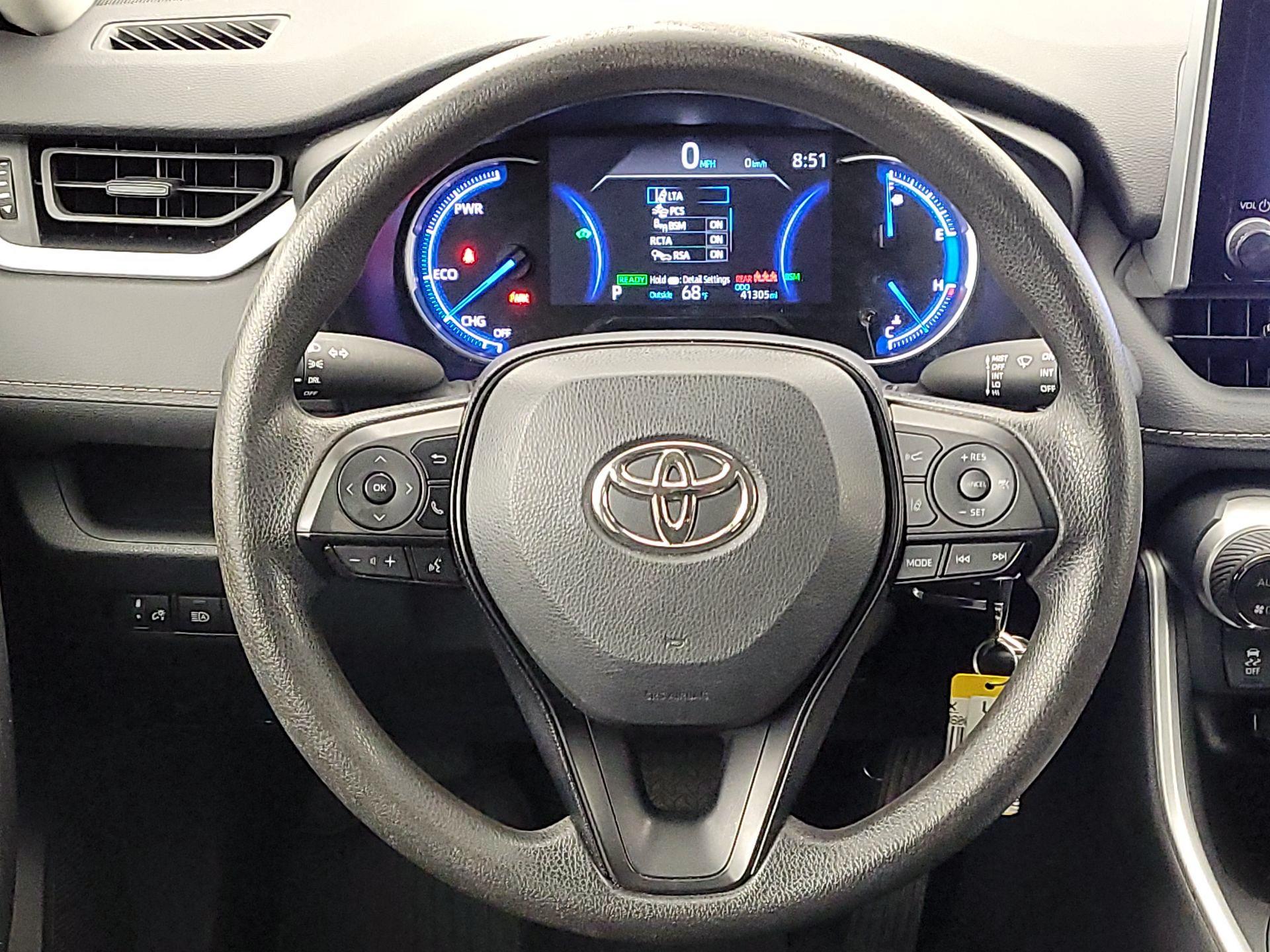 Thumbnail: 2023 Toyota RAV4 - 10