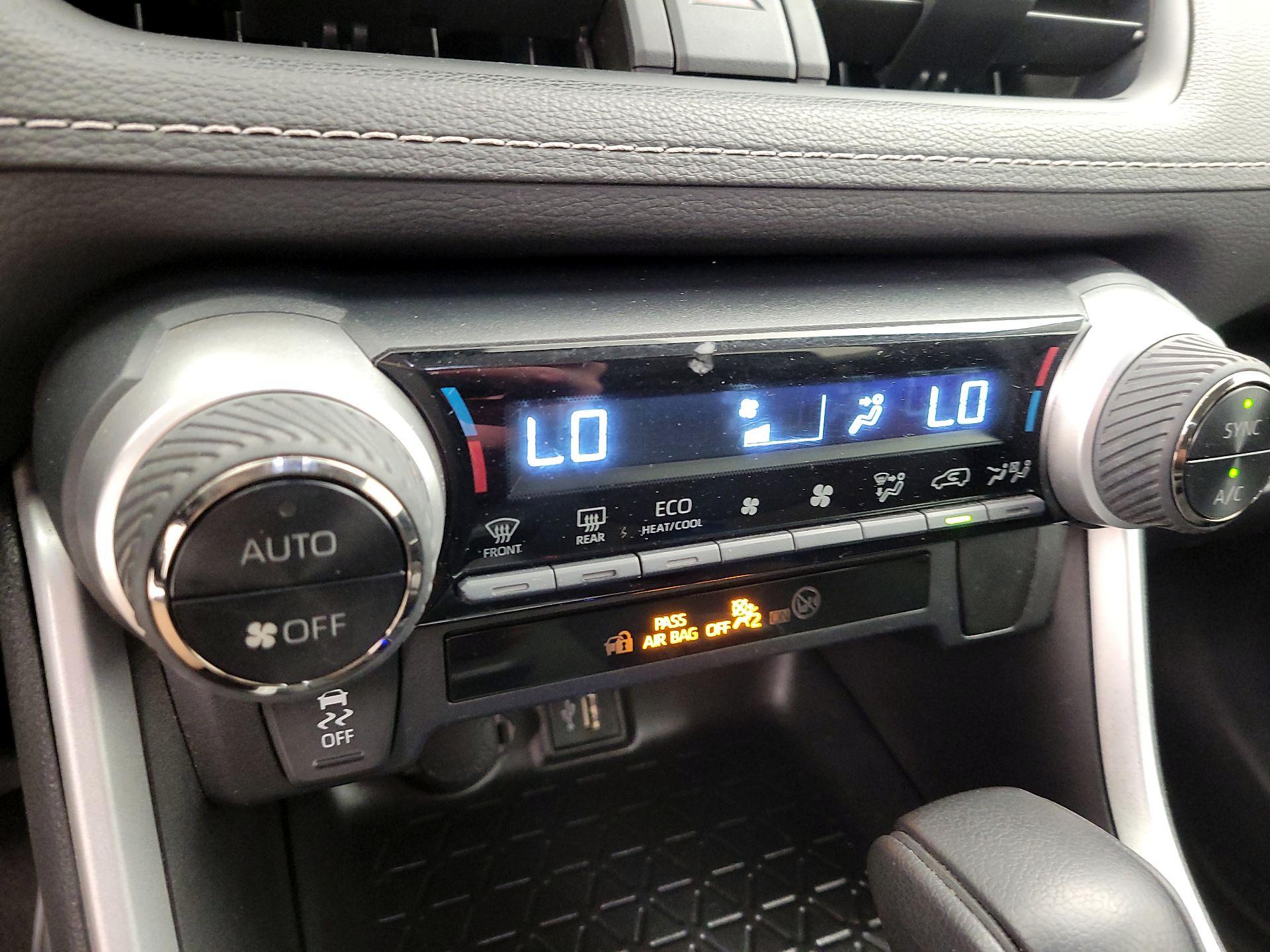 Thumbnail: 2023 Toyota RAV4 - 16