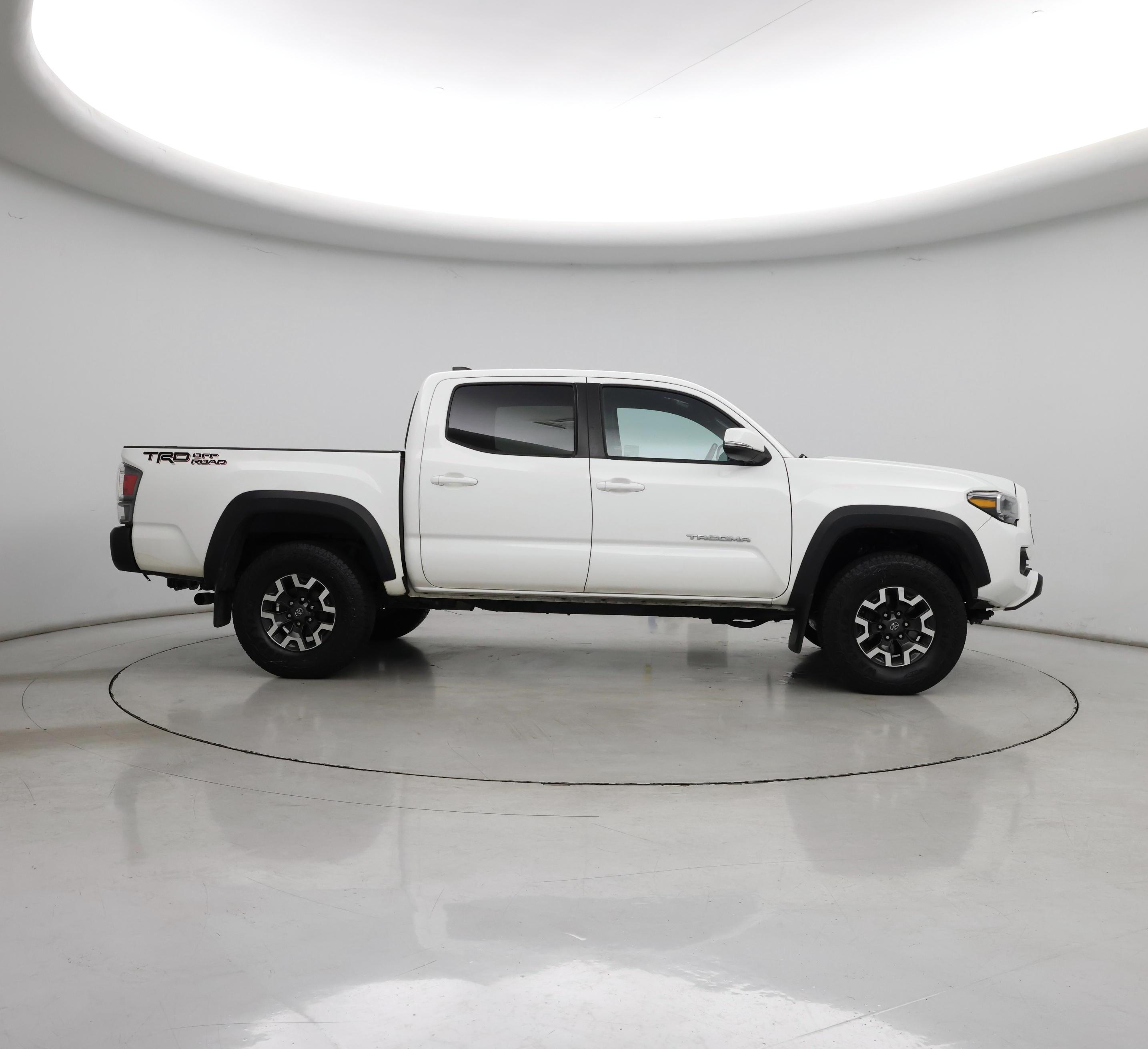 Thumbnail: 2022 Toyota Tacoma - 7