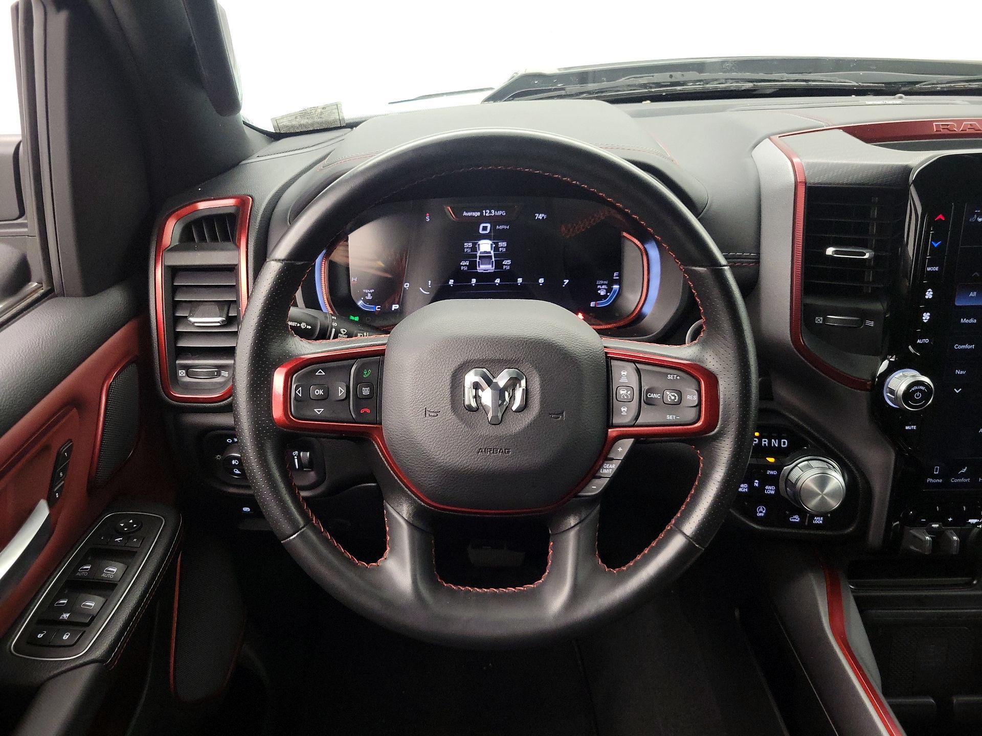 Thumbnail: 2024 RAM 1500 - 10