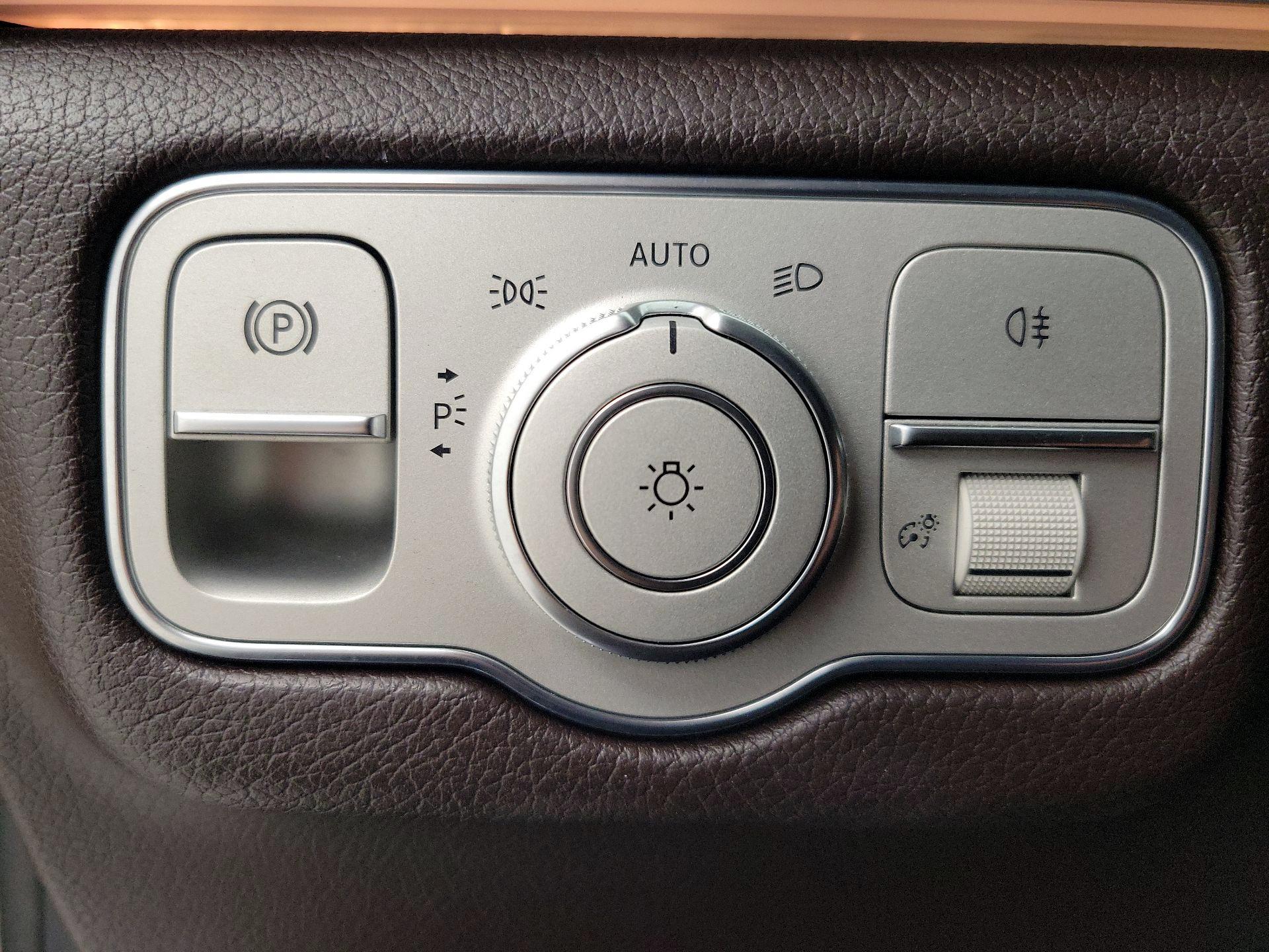 Thumbnail: 2021 Mercedes-Benz GLS - 13