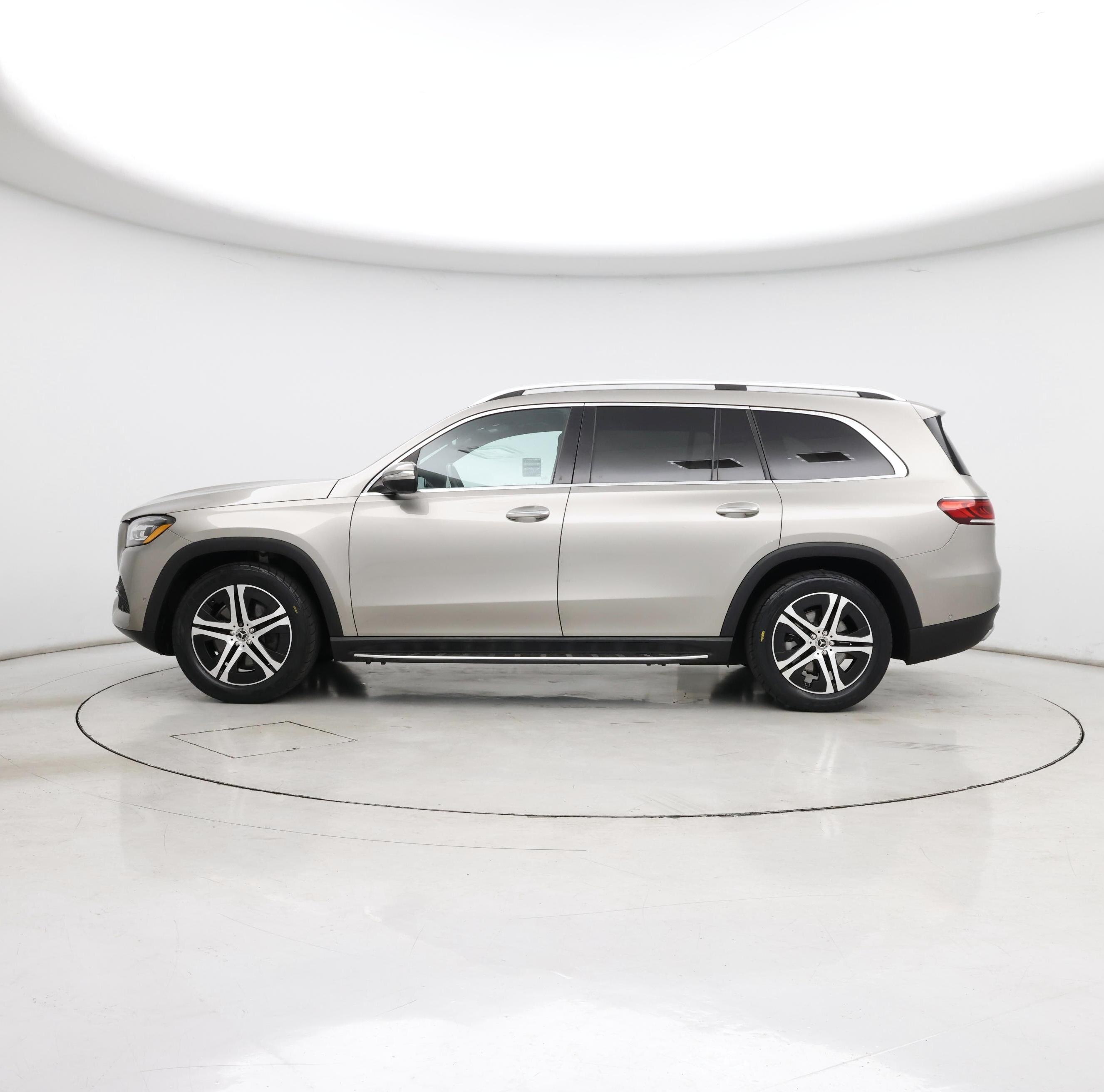 Thumbnail: 2021 Mercedes-Benz GLS - 3