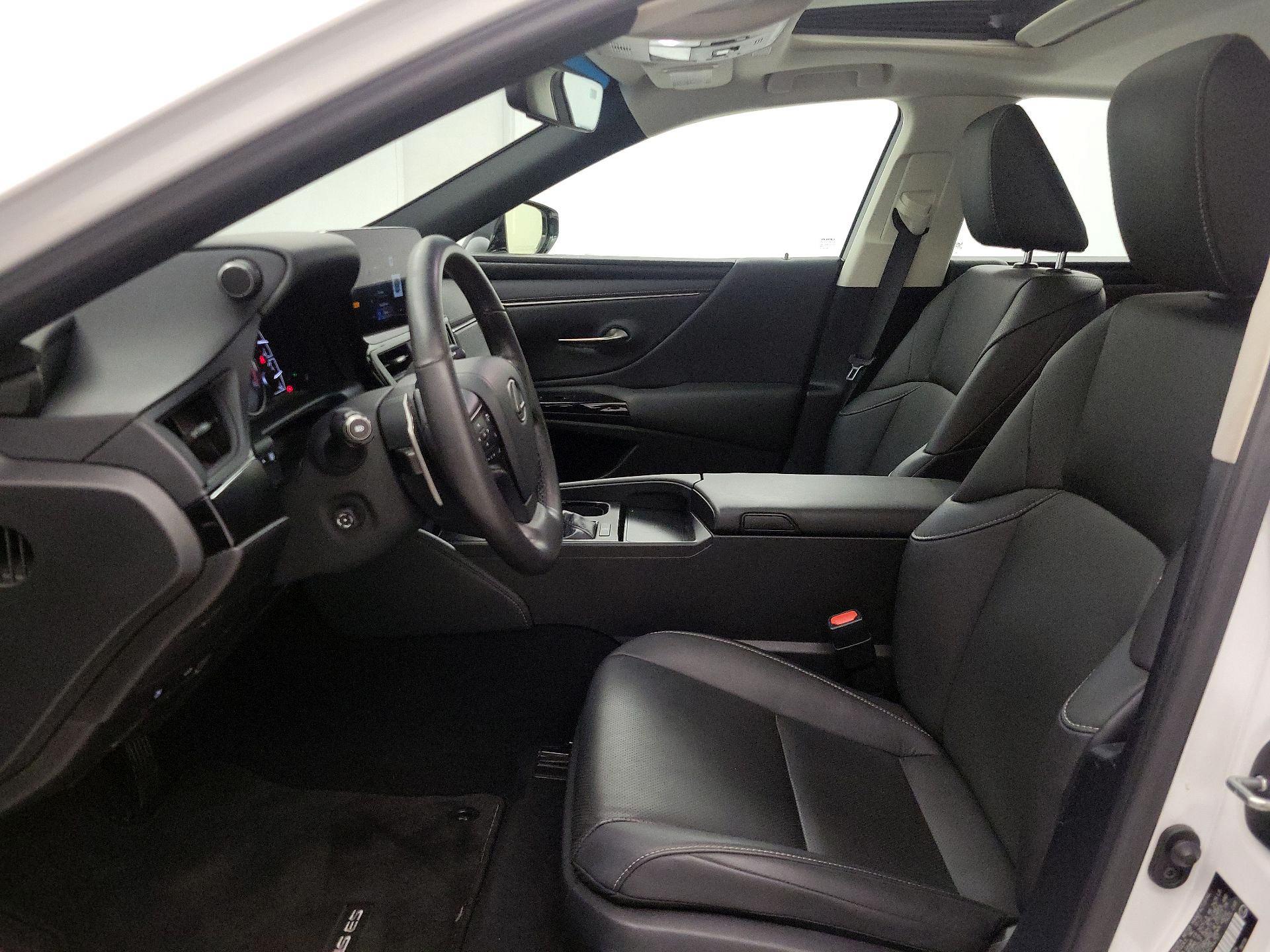 Thumbnail: 2023 Lexus ES - 11