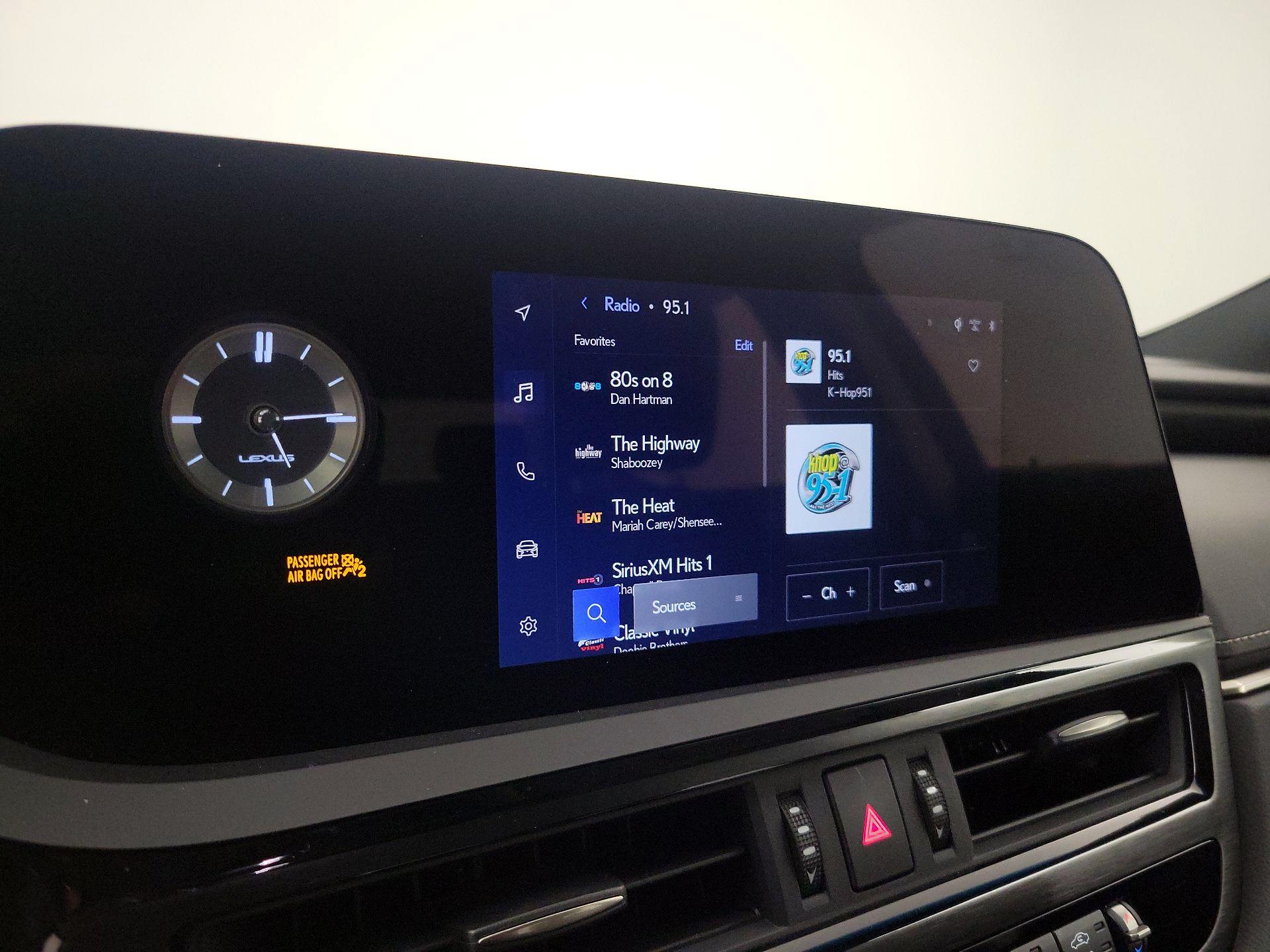 Thumbnail: 2023 Lexus ES - 14