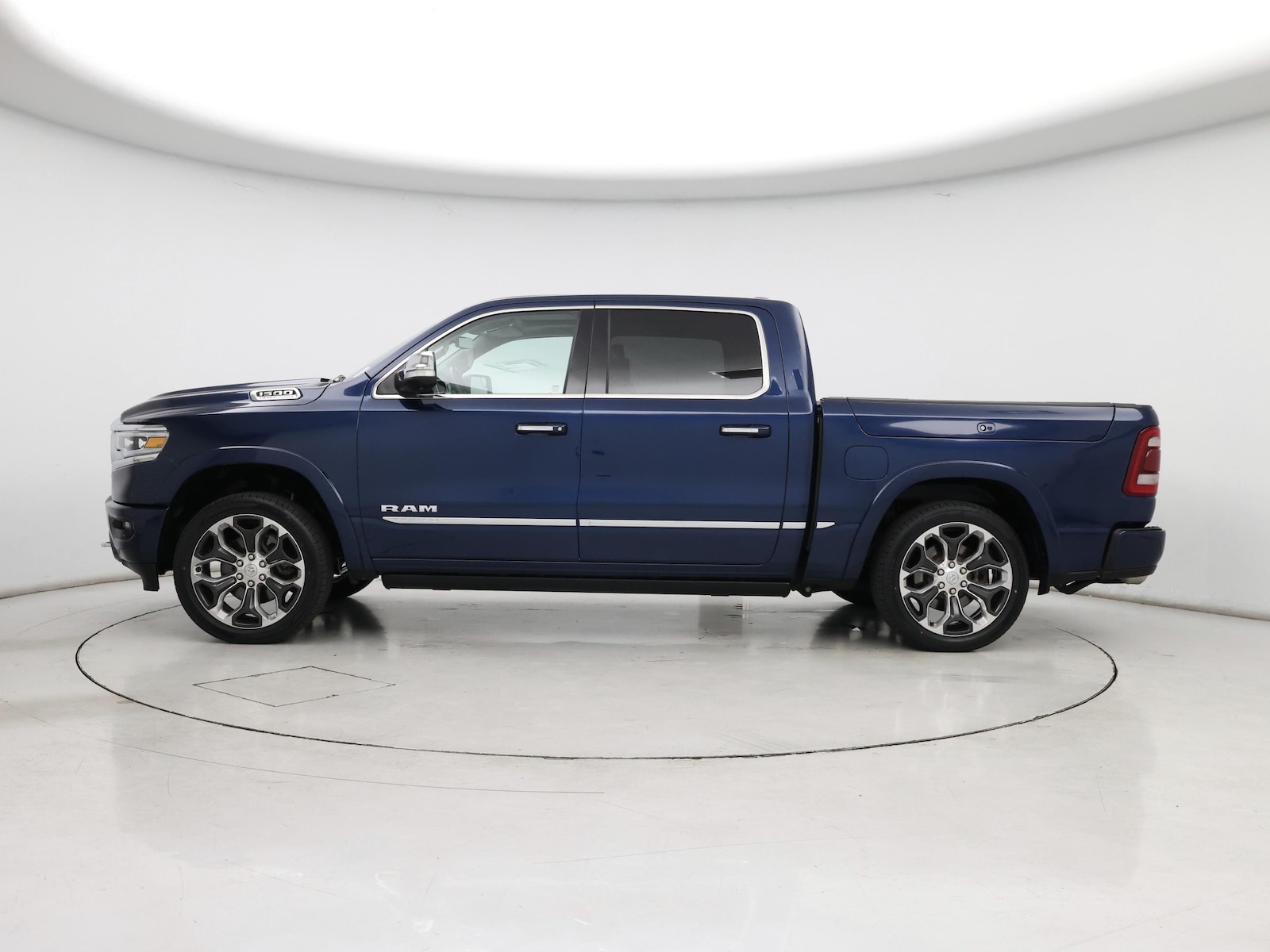 2022 RAM Ram 1500 Pickup Limited - Photo 4