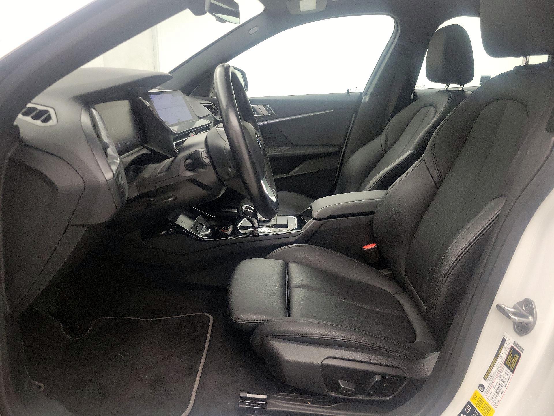 Thumbnail: 2022 BMW 2 Series - 11