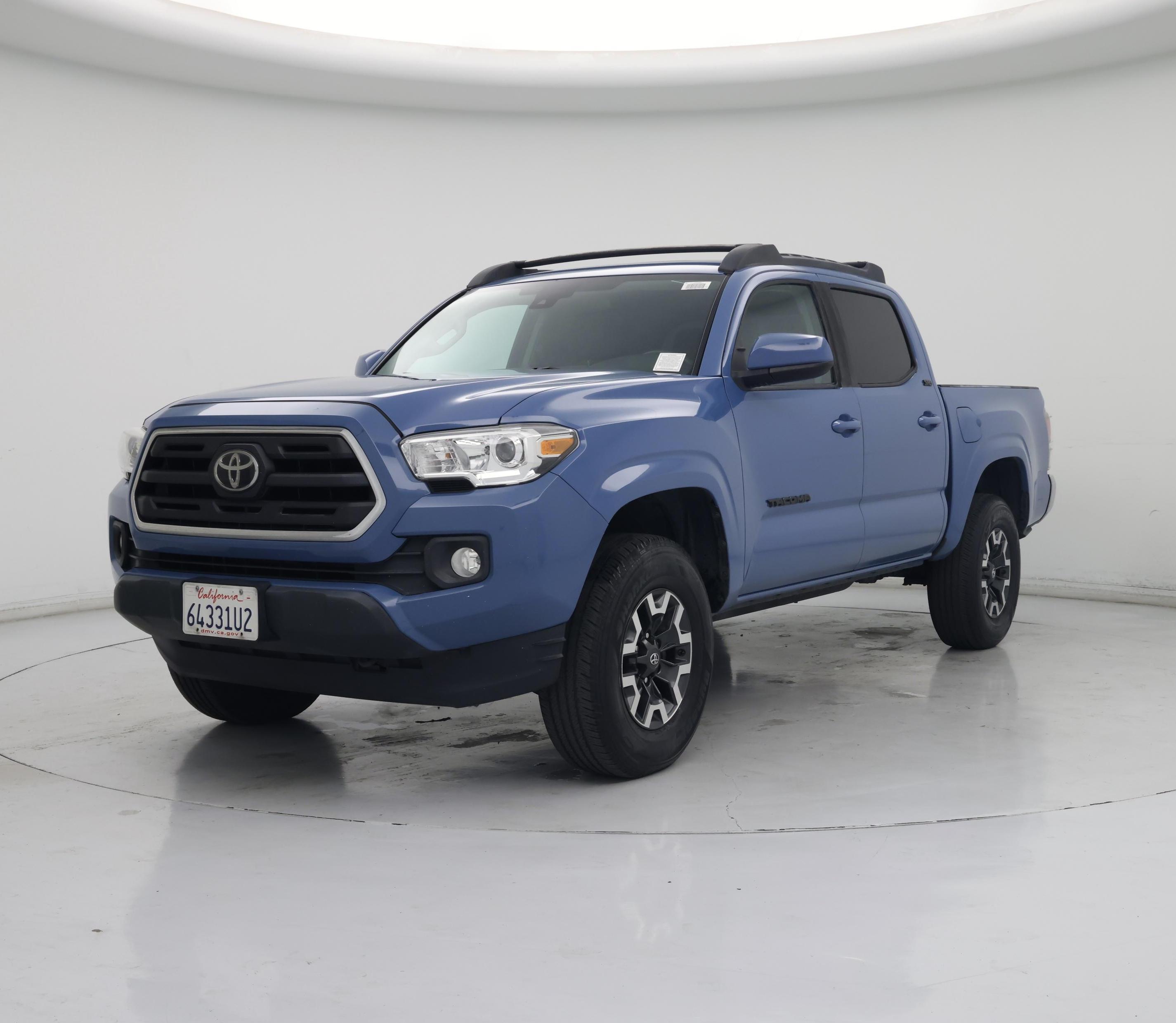 Thumbnail: 2019 Toyota Tacoma - 4