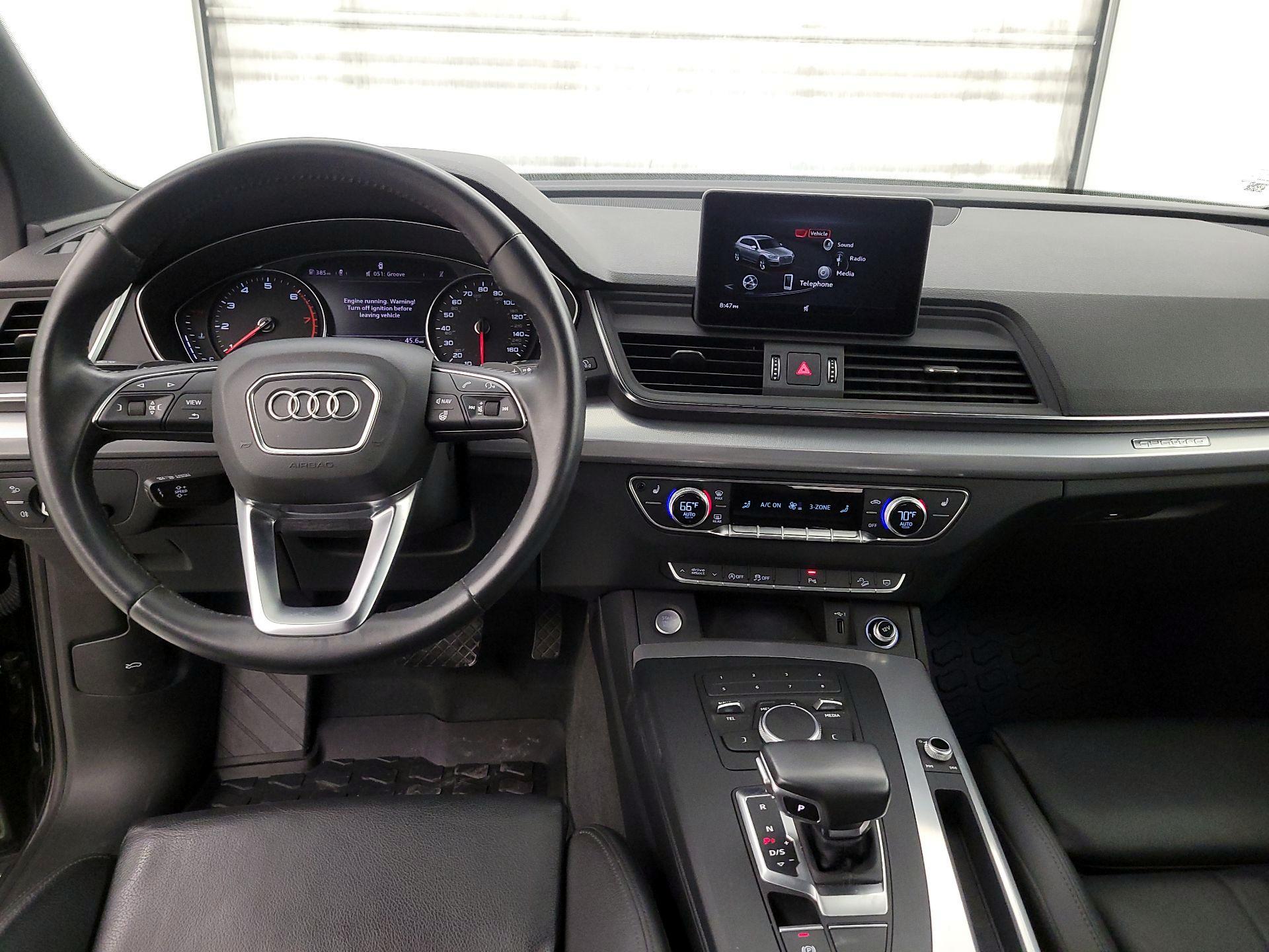 Thumbnail: 2020 Audi Q5 - 9