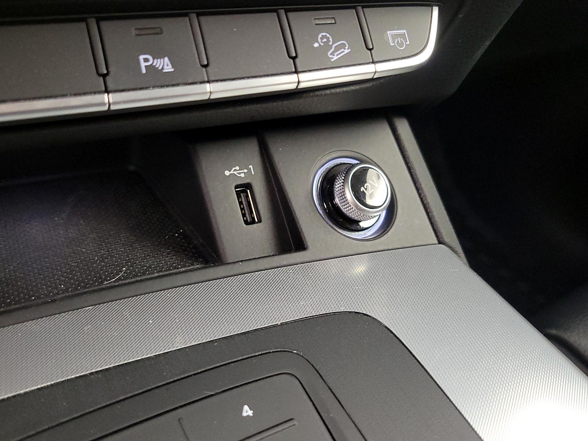 Thumbnail: 2020 Audi Q5 - 18