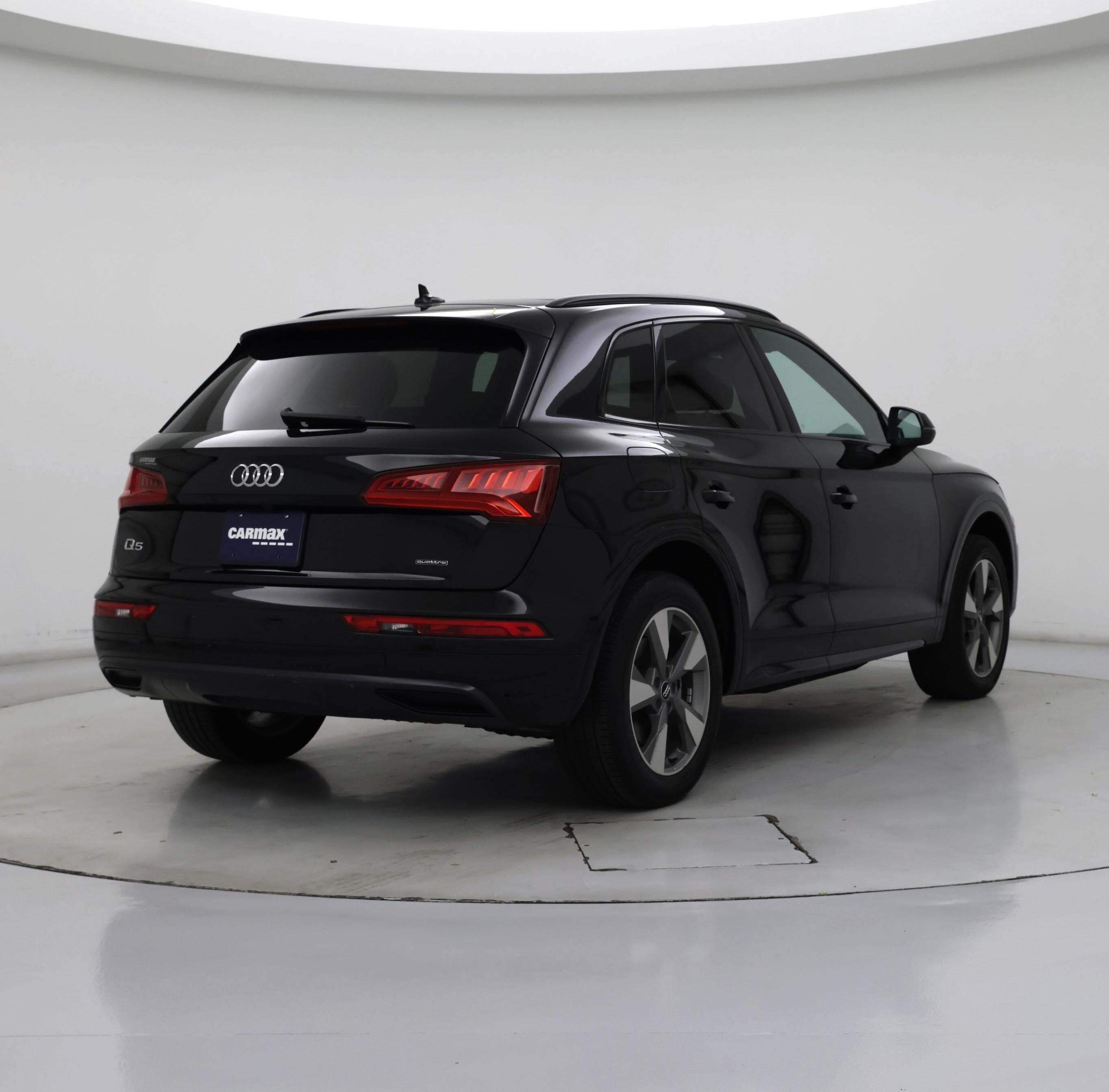 Thumbnail: 2020 Audi Q5 - 8