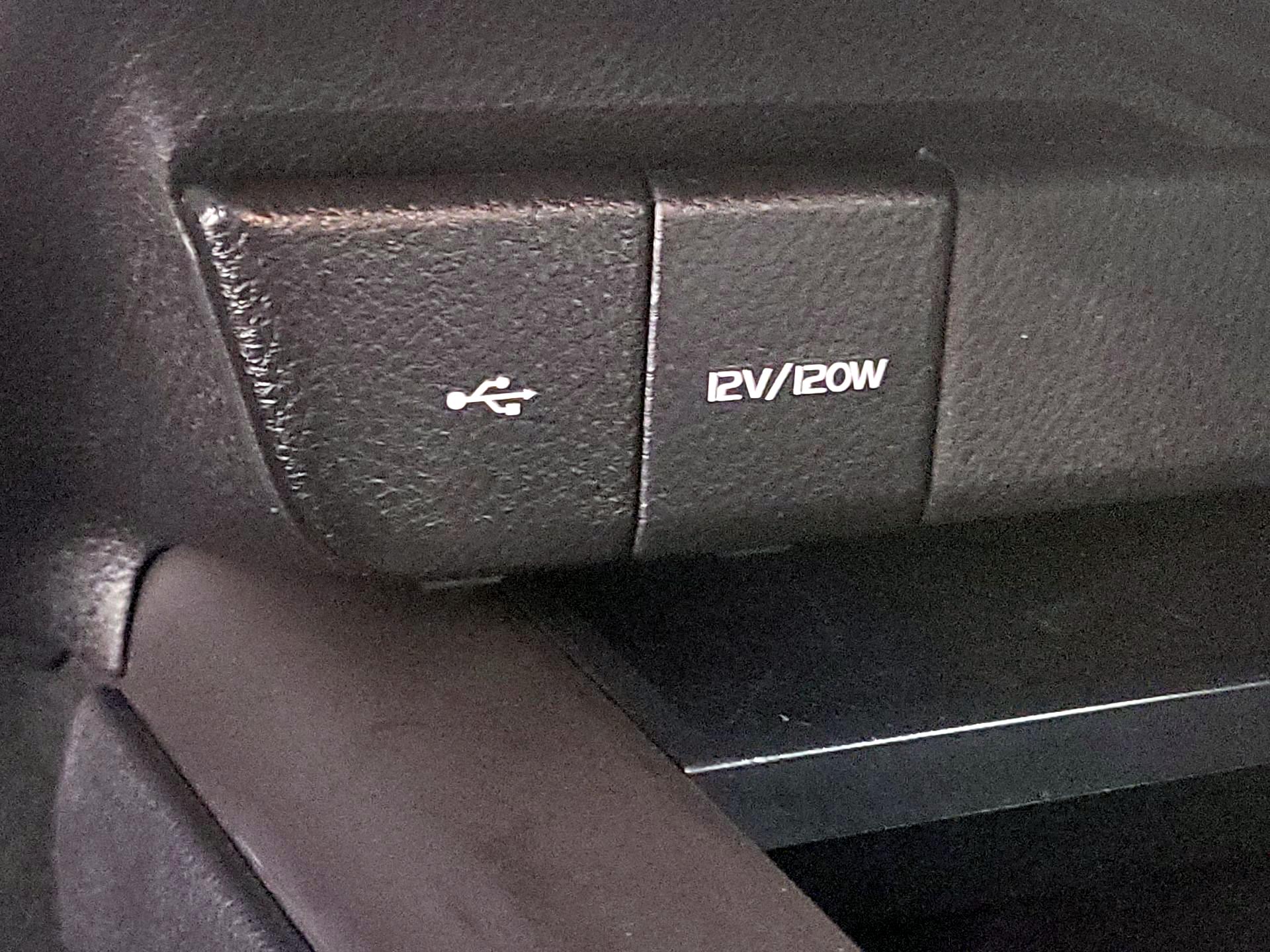 Thumbnail: 2023 Toyota Camry - 18