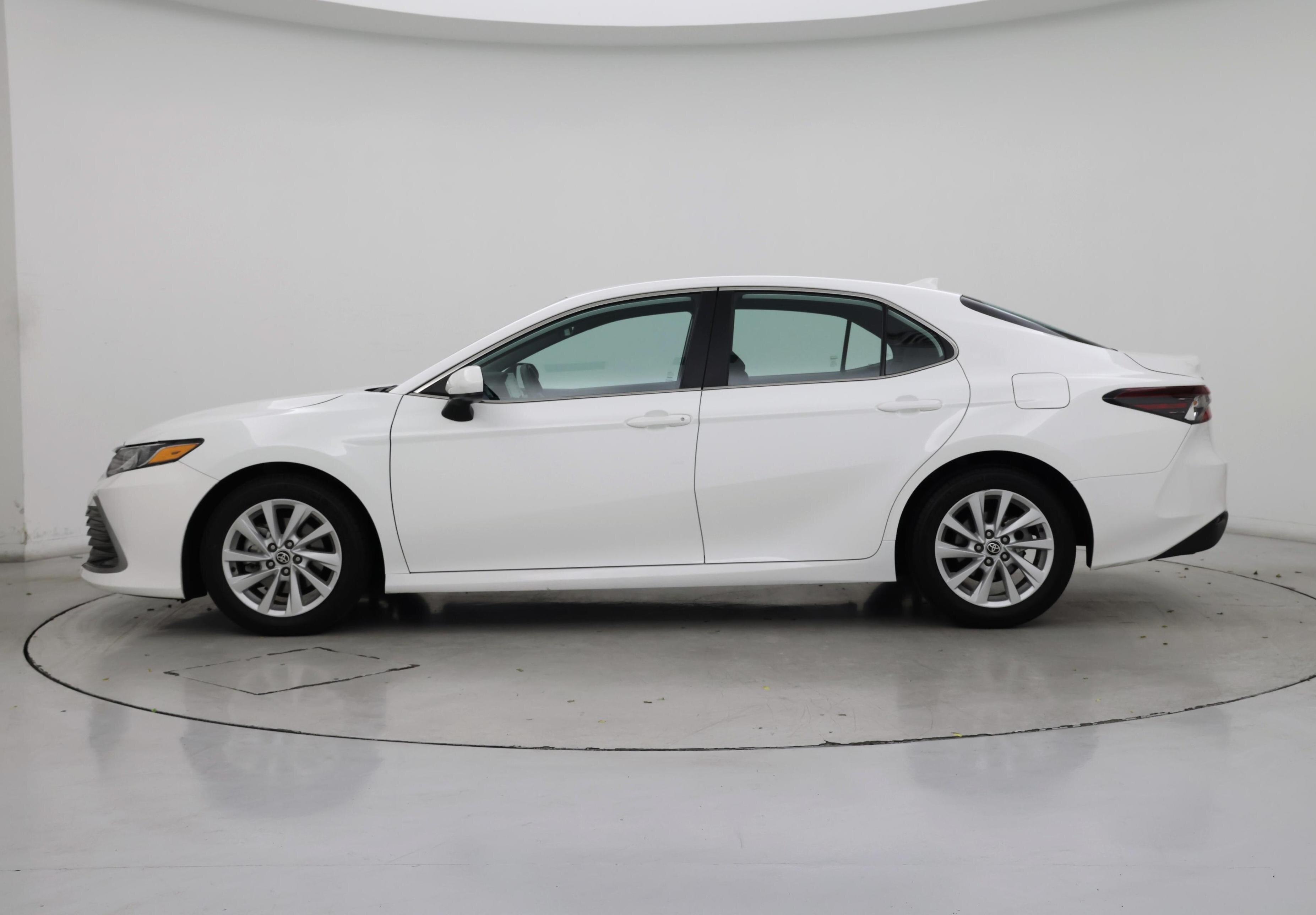 Thumbnail: 2023 Toyota Camry - 3