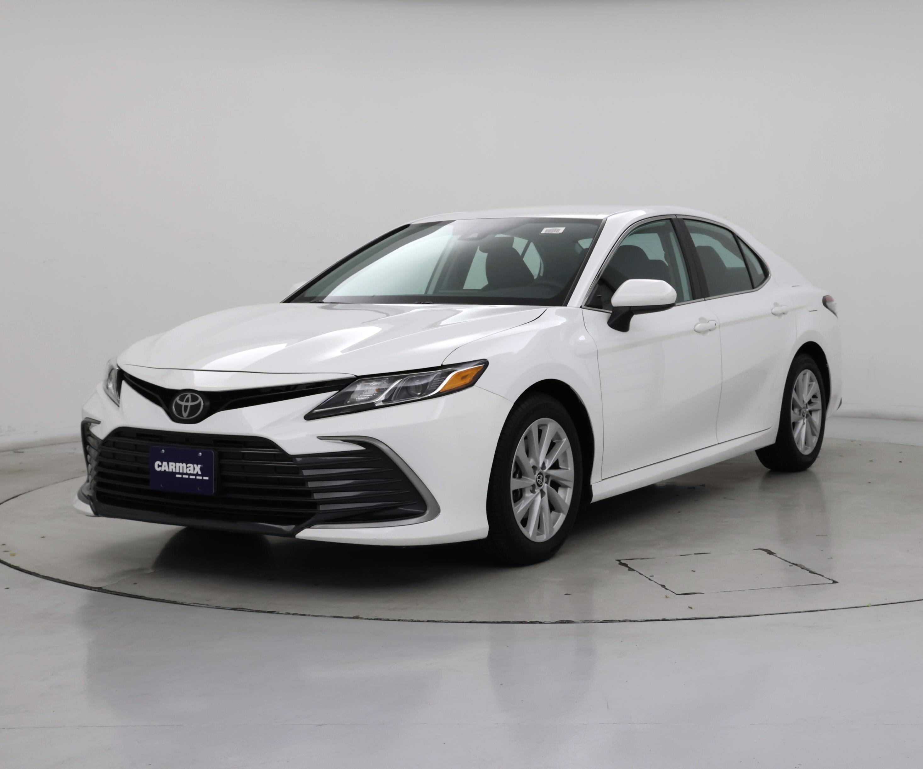 Thumbnail: 2023 Toyota Camry - 4