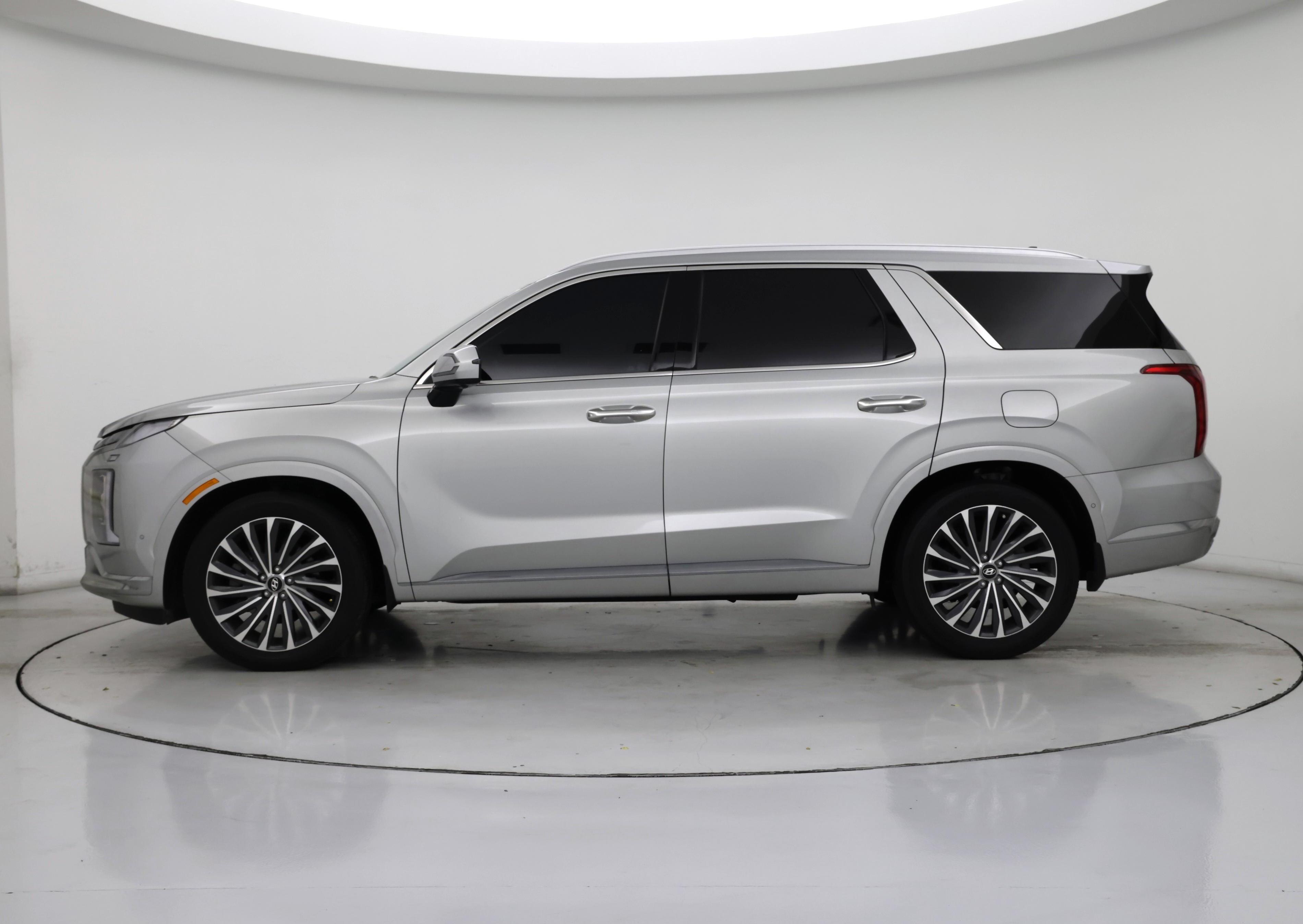 Thumbnail: 2023 Hyundai Palisade - 3