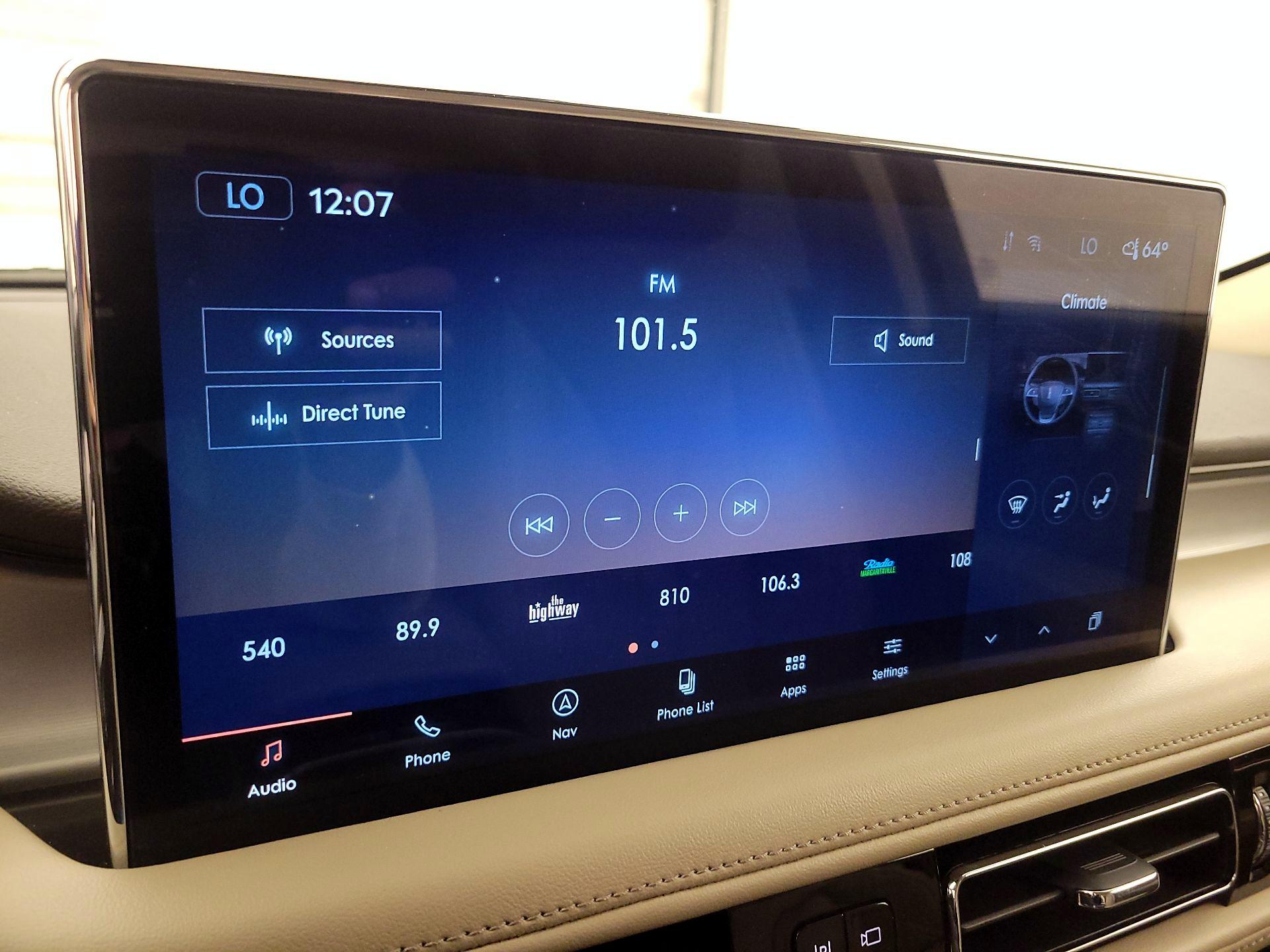 Thumbnail: 2022 Lincoln Nautilus - 16