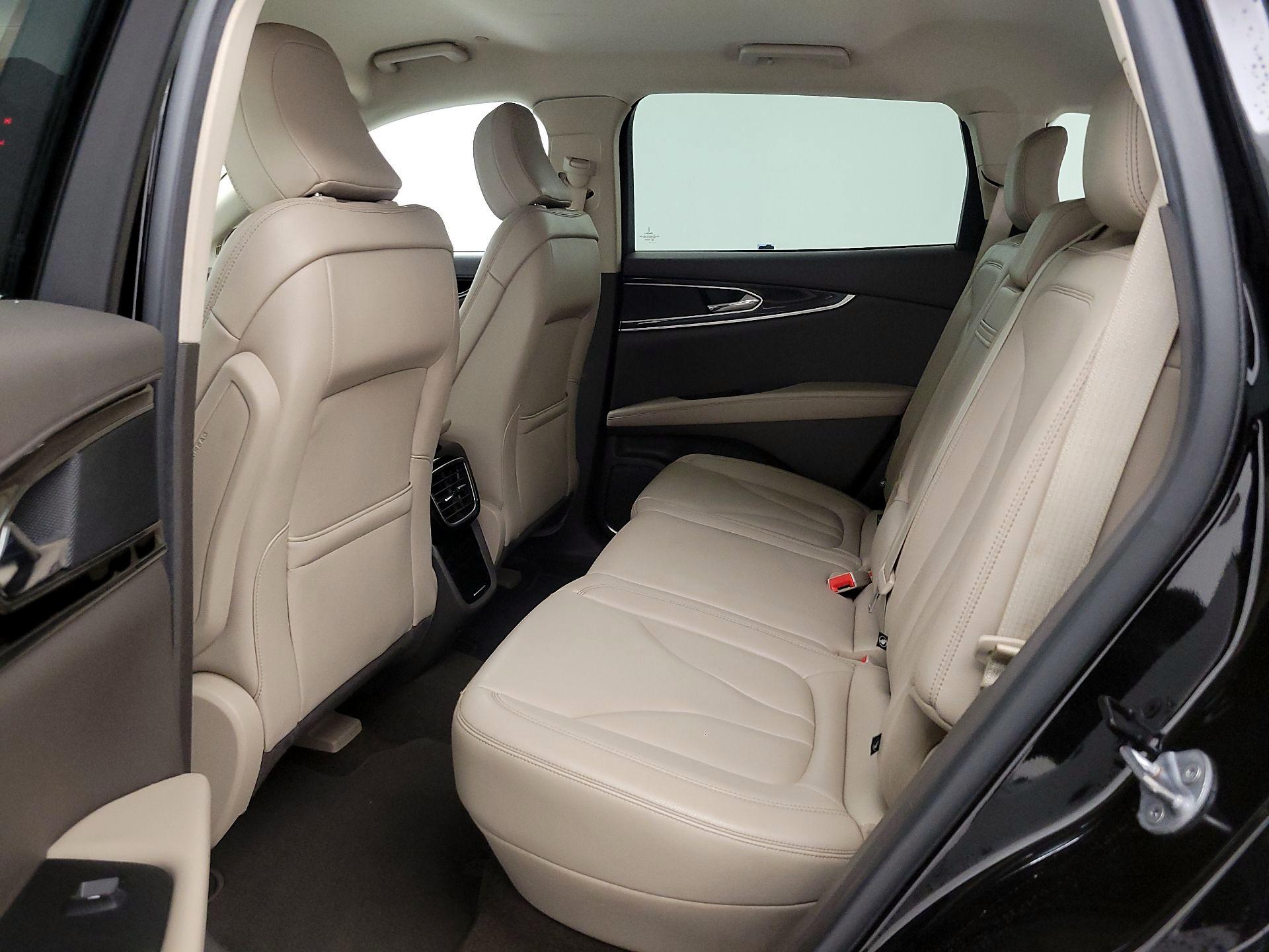 Thumbnail: 2022 Lincoln Nautilus - 20