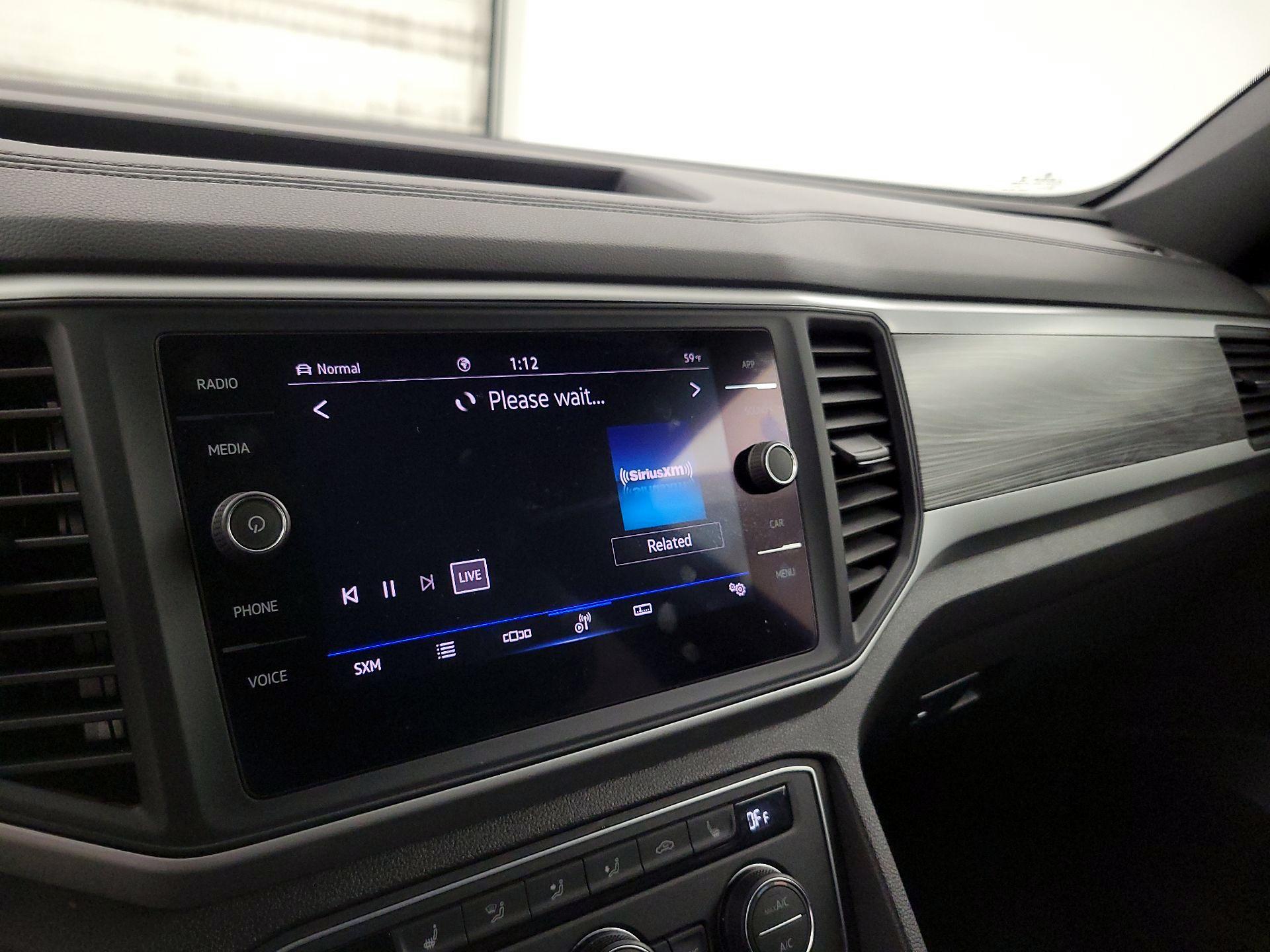 Thumbnail: 2021 Volkswagen Atlas - 15