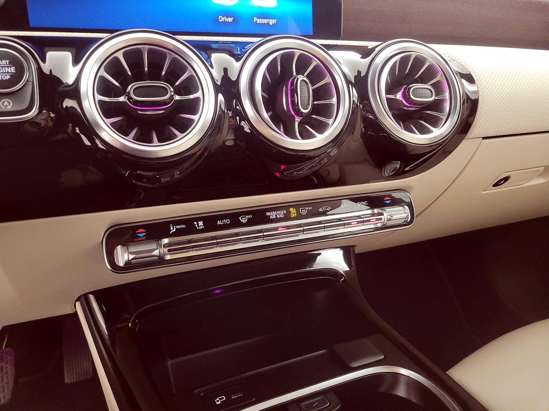 Thumbnail: 2022 Mercedes-Benz CLA - 16