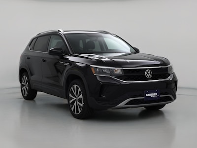 Black 2022 Volkswagen Taos SE