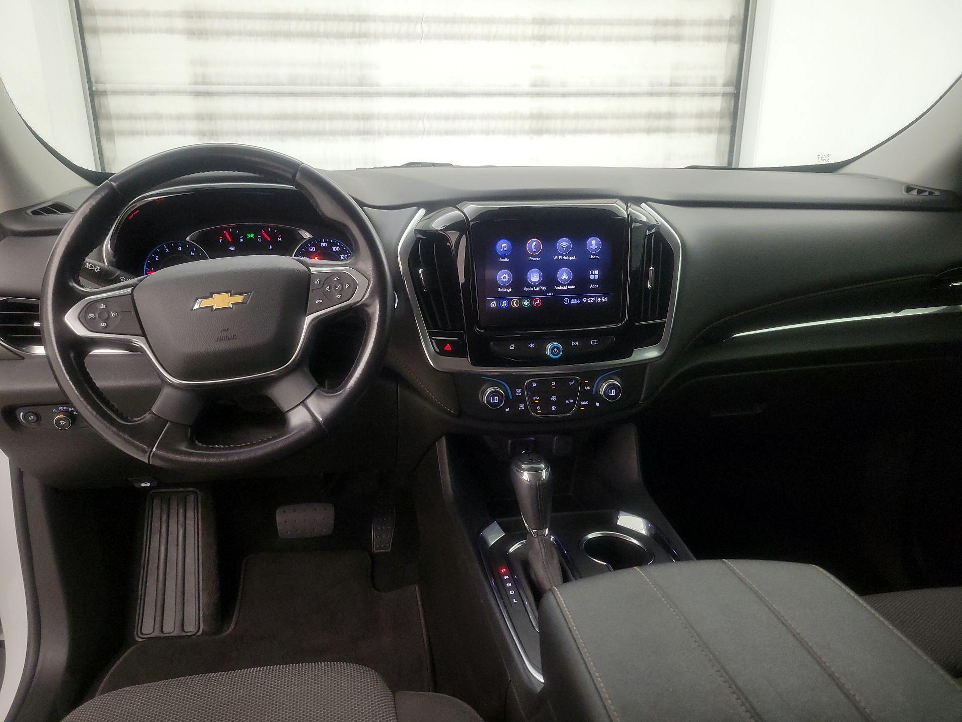 Thumbnail: 2020 Chevrolet Traverse - 9