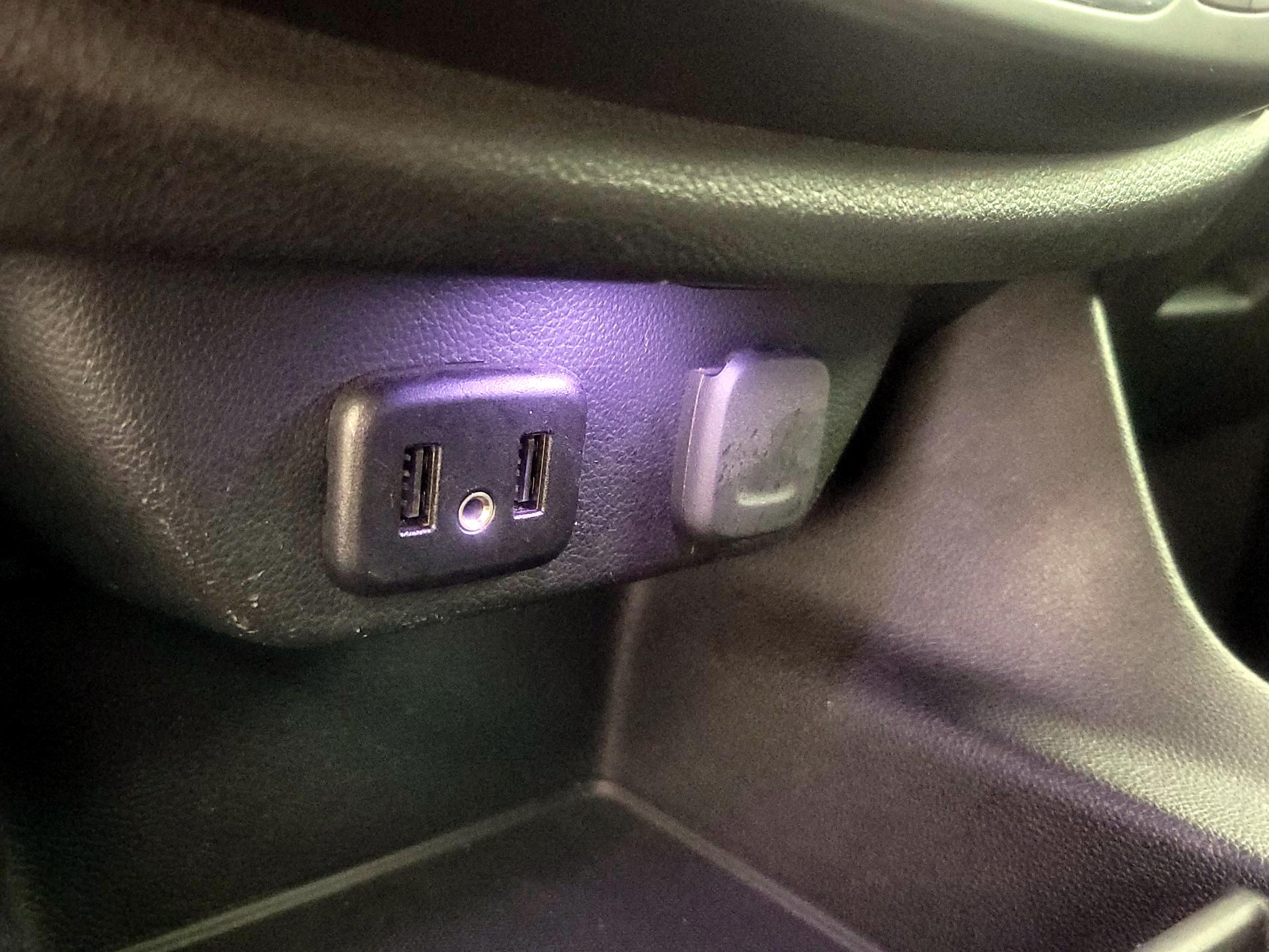 Thumbnail: 2020 Chevrolet Traverse - 18