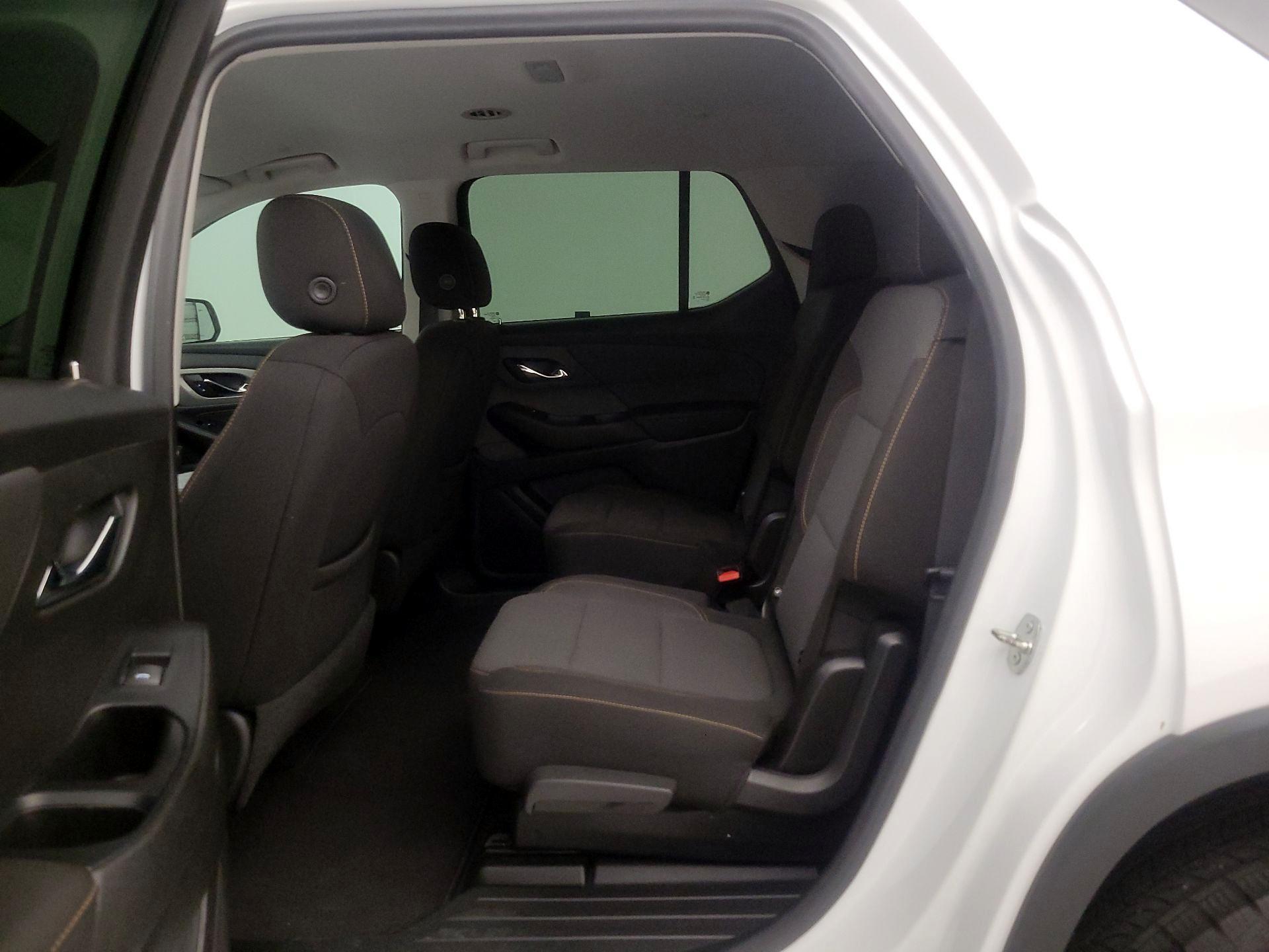 Thumbnail: 2020 Chevrolet Traverse - 19