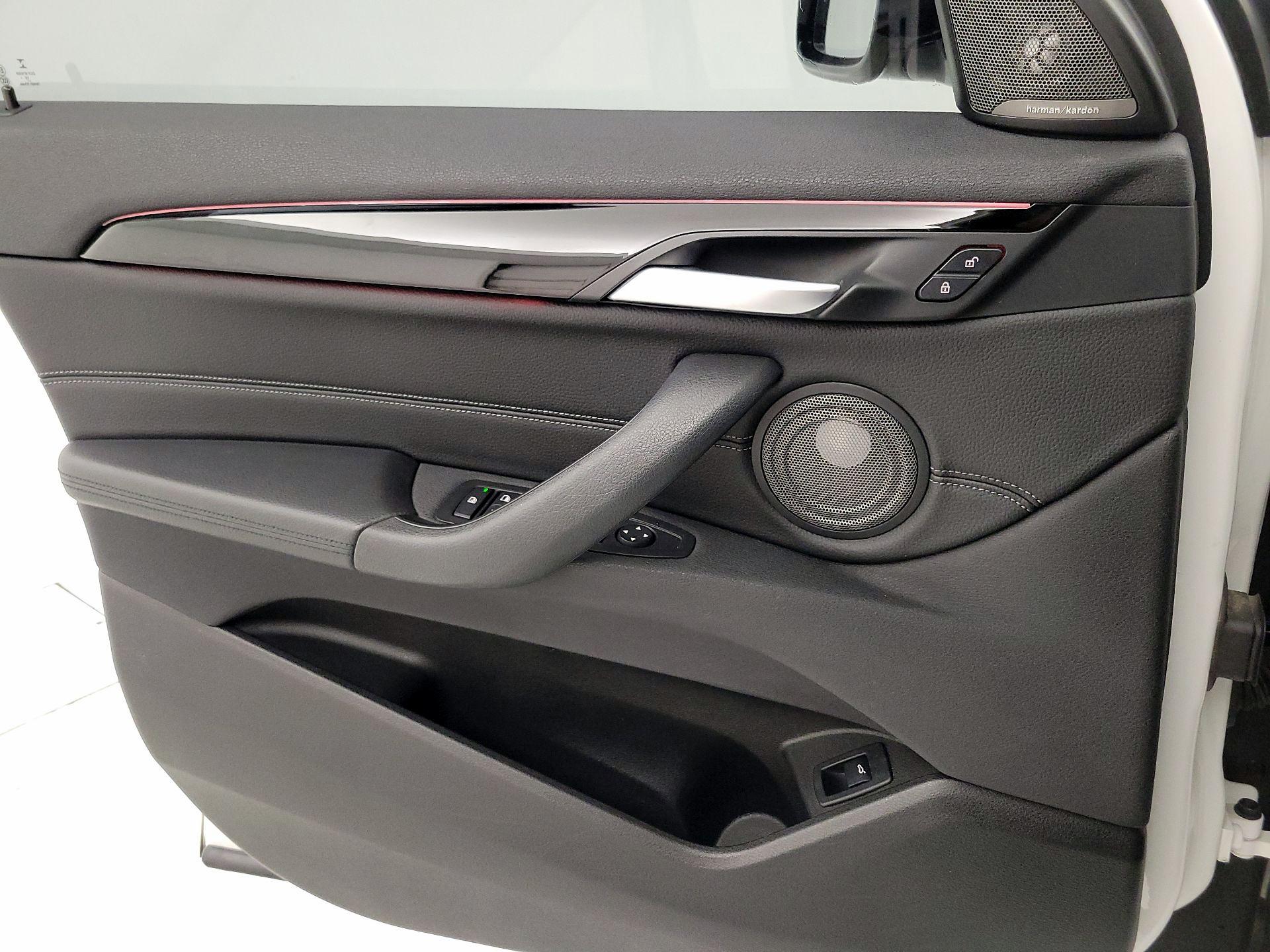 Thumbnail: 2020 BMW X2 - 12