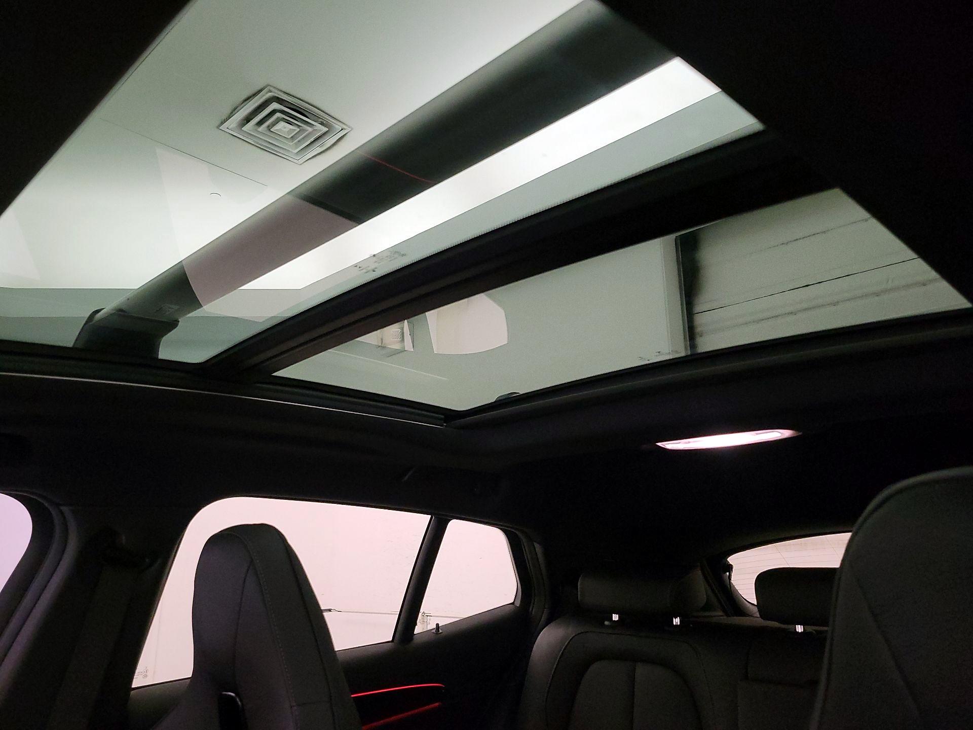 Thumbnail: 2020 BMW X2 - 20