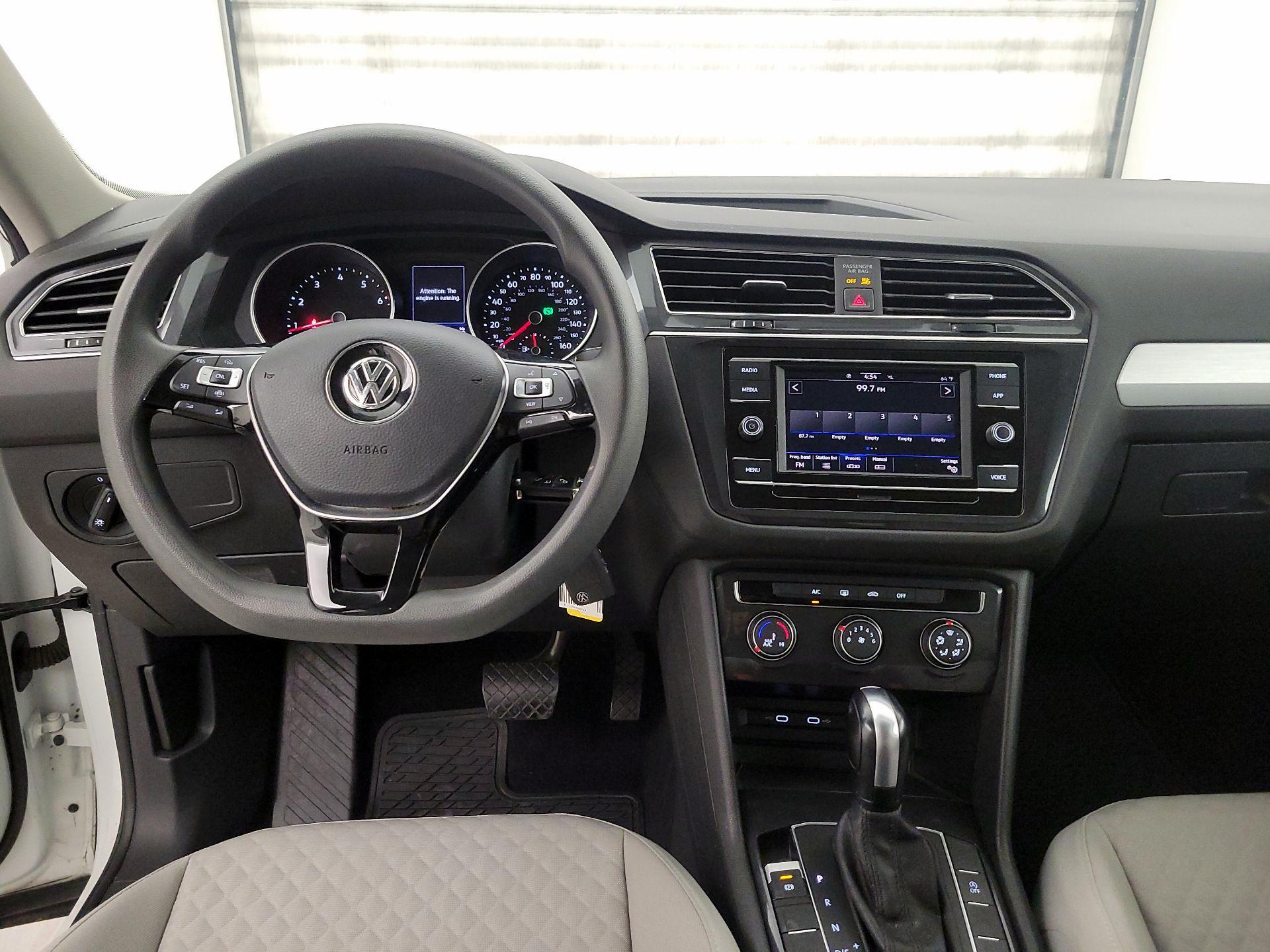 Thumbnail: 2021 Volkswagen Tiguan - 9