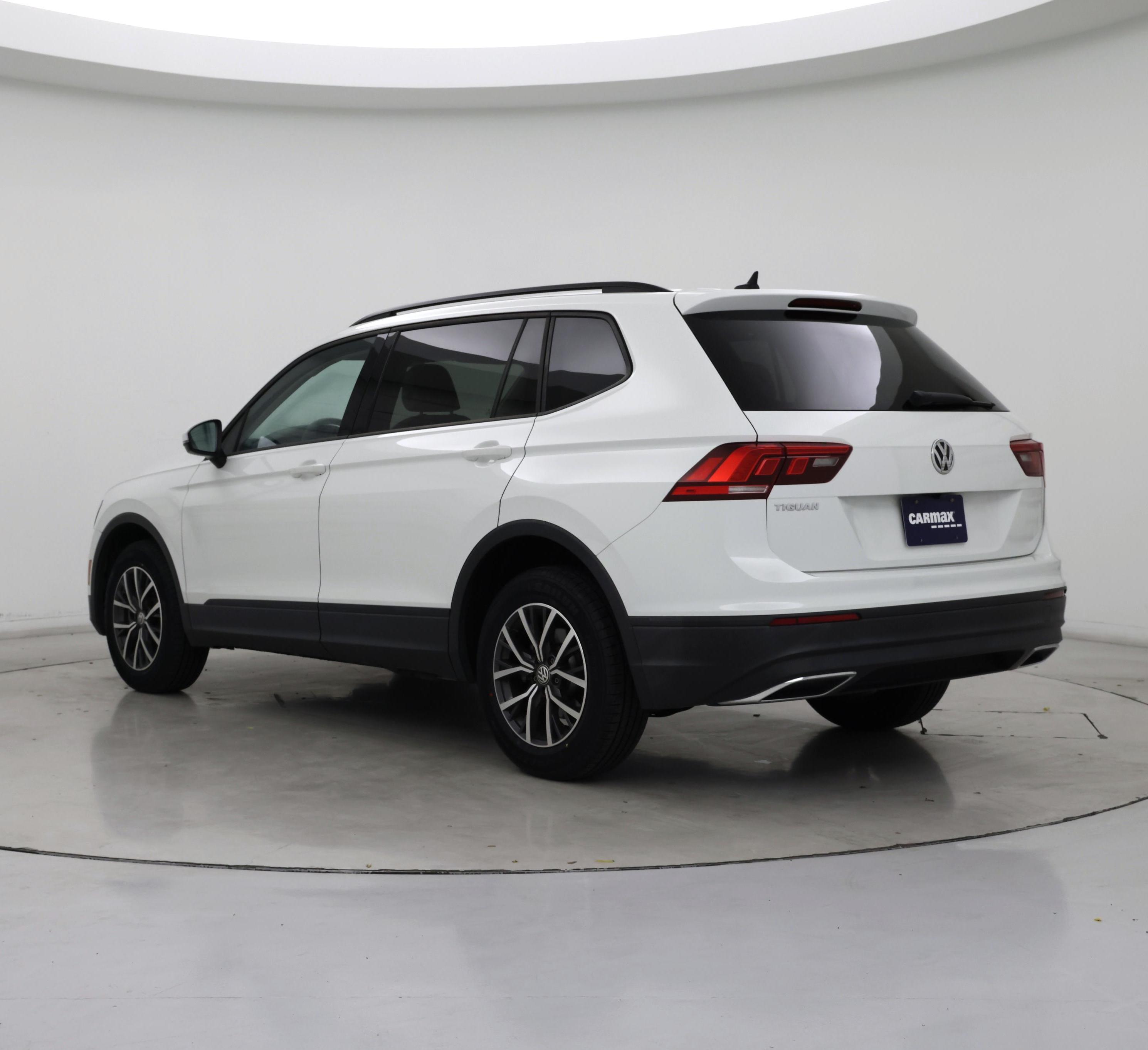 Thumbnail: 2021 Volkswagen Tiguan - 2