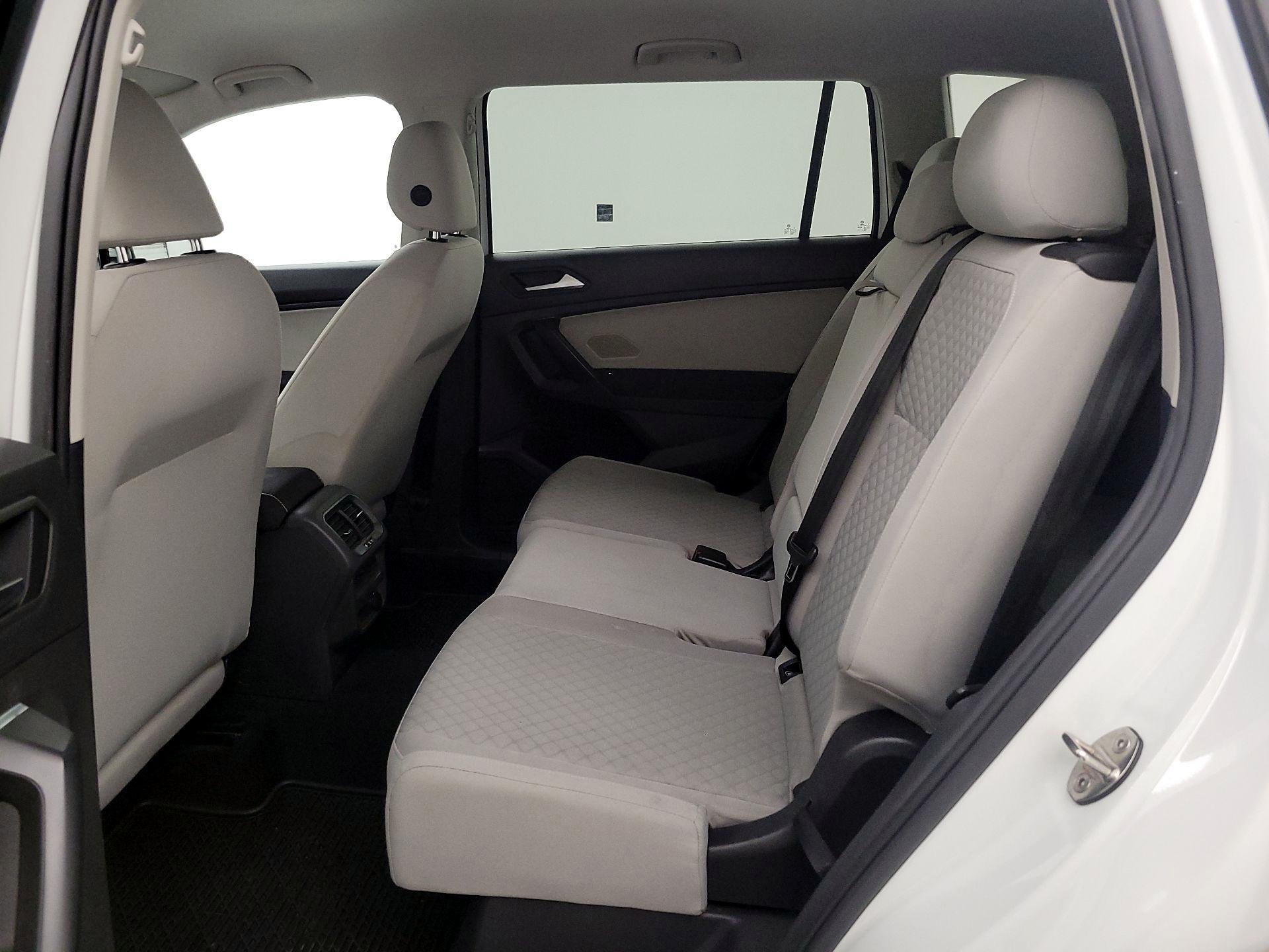 Thumbnail: 2021 Volkswagen Tiguan - 19