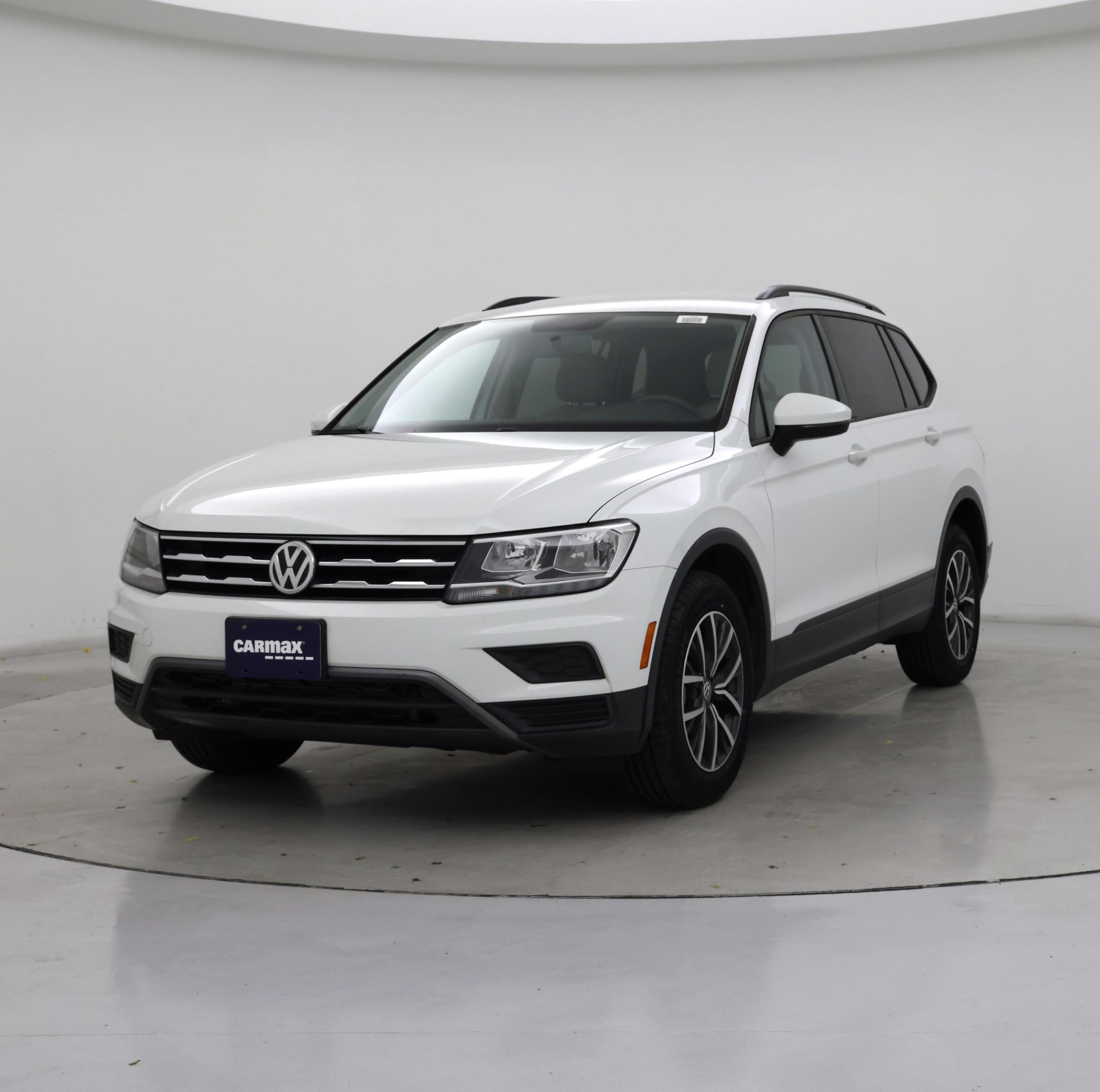 Thumbnail: 2021 Volkswagen Tiguan - 4