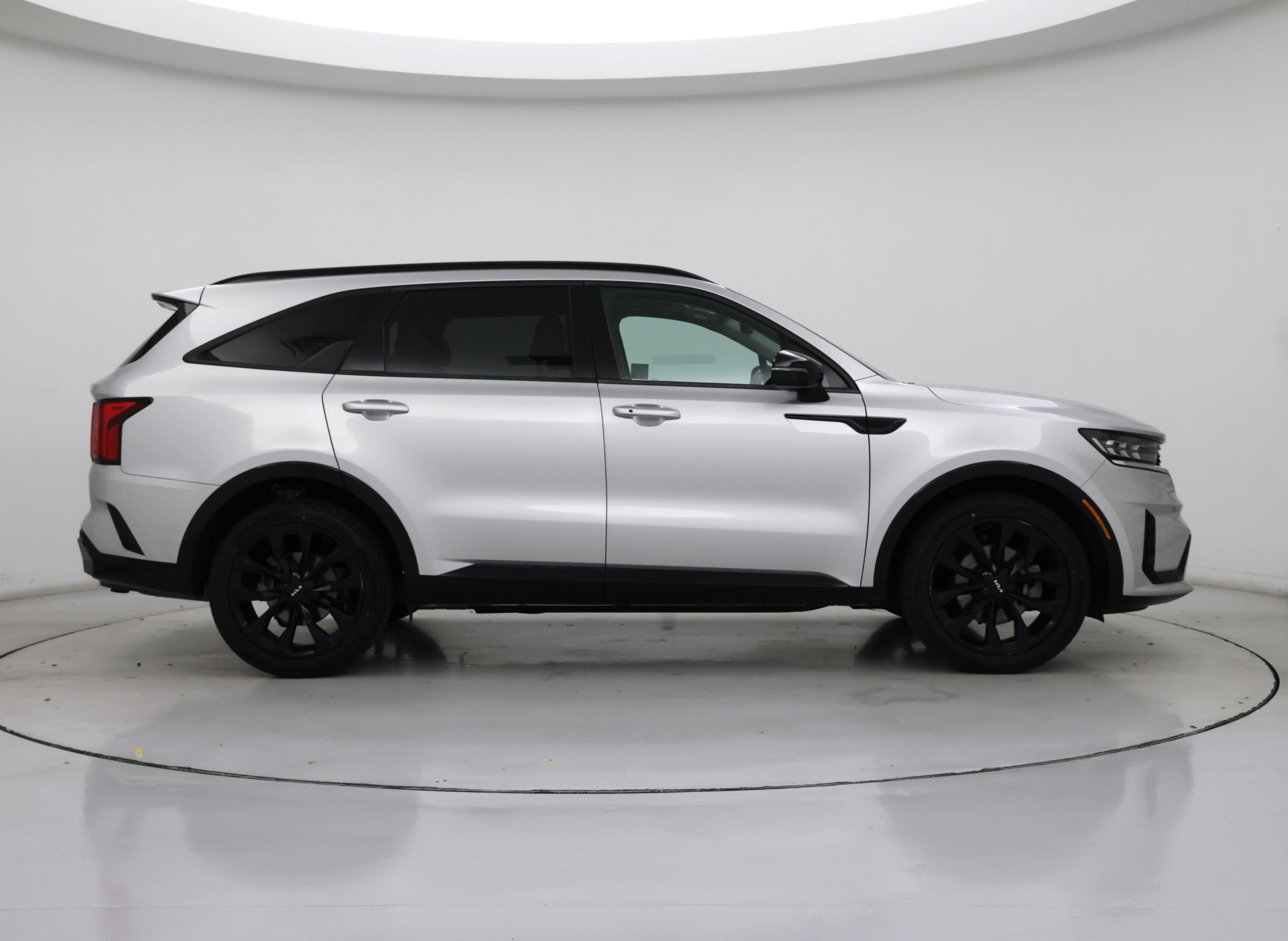 Thumbnail: 2022 Kia Sorento - 7