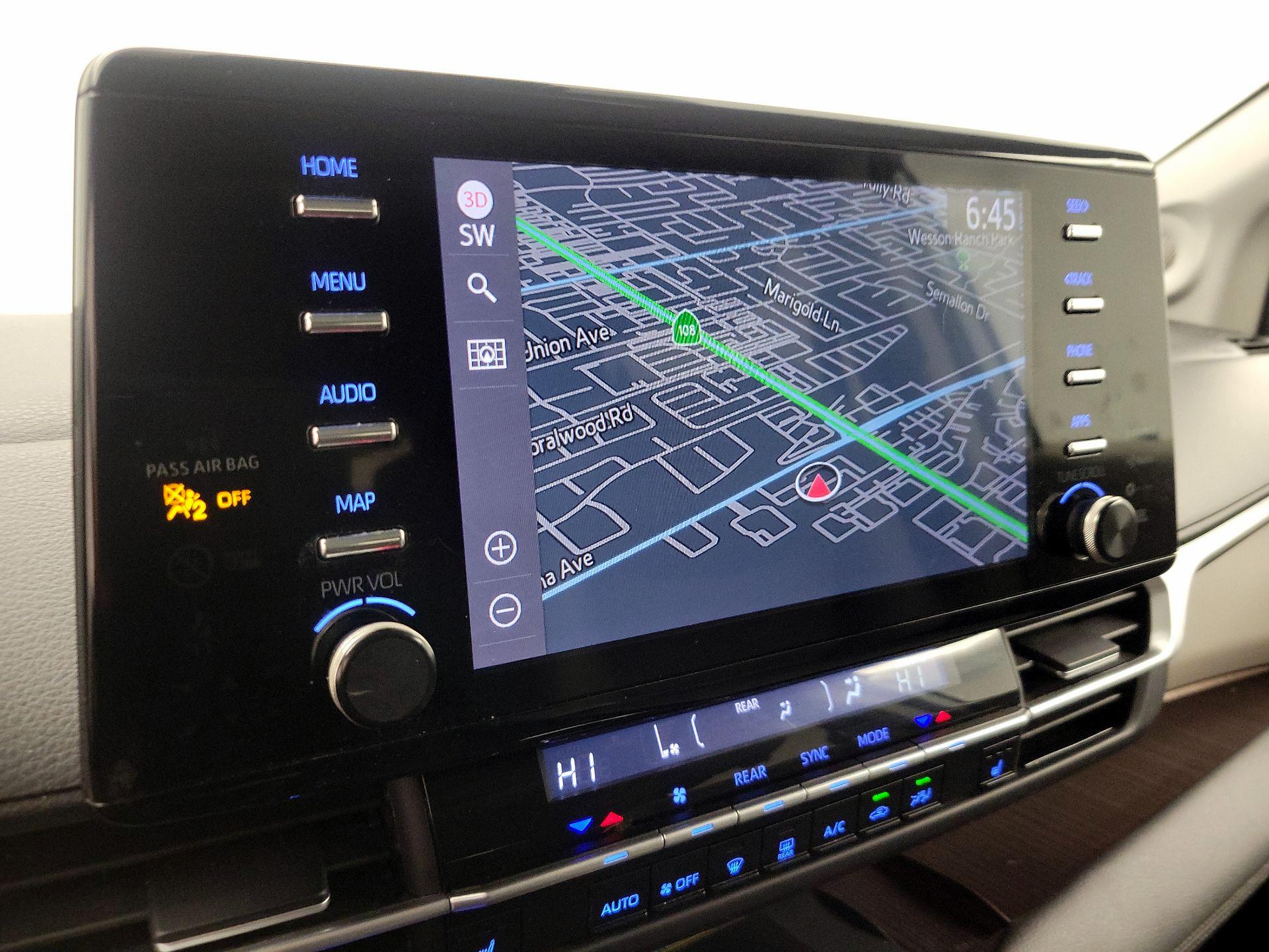 Thumbnail: 2023 Toyota Sienna - 14