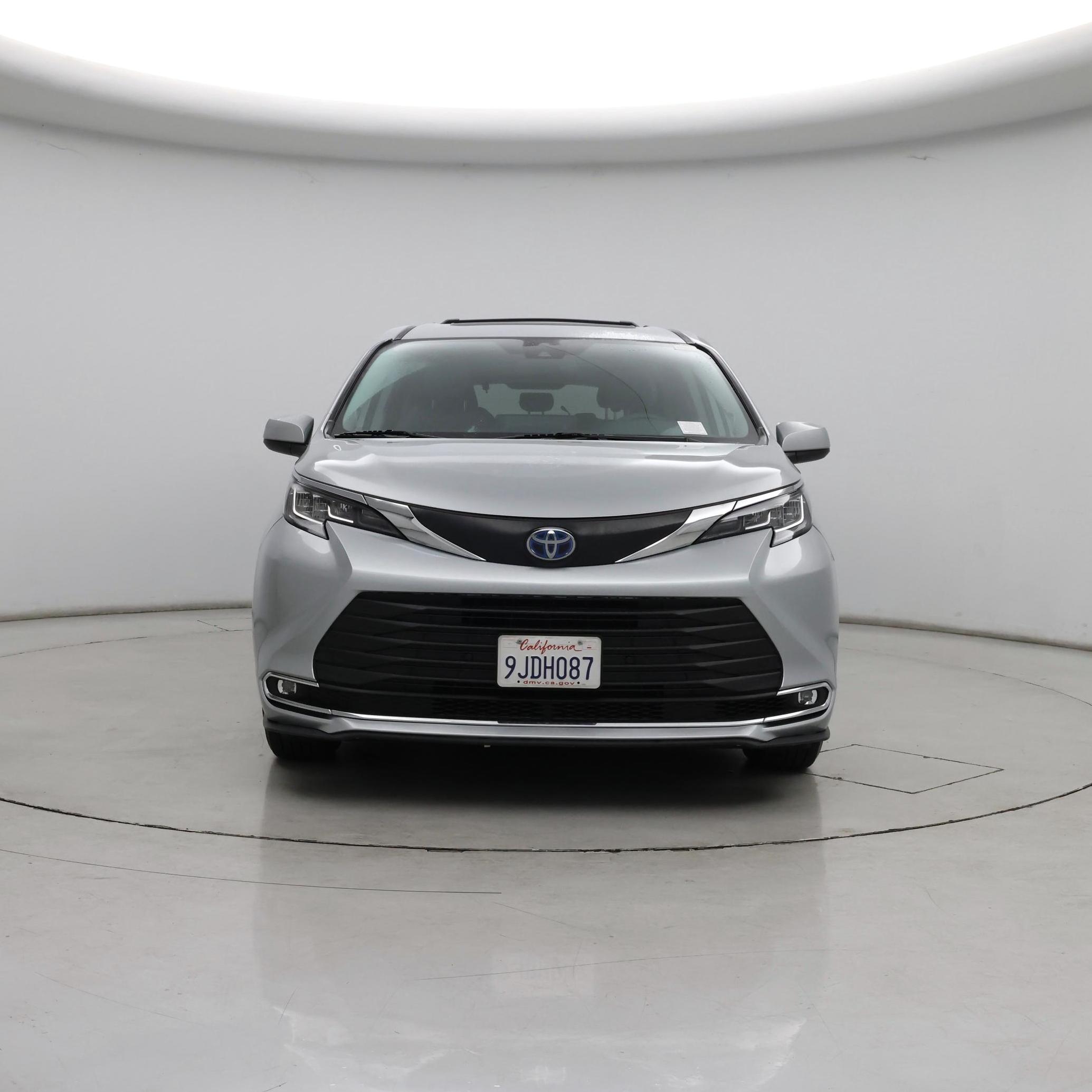 Thumbnail: 2023 Toyota Sienna - 5