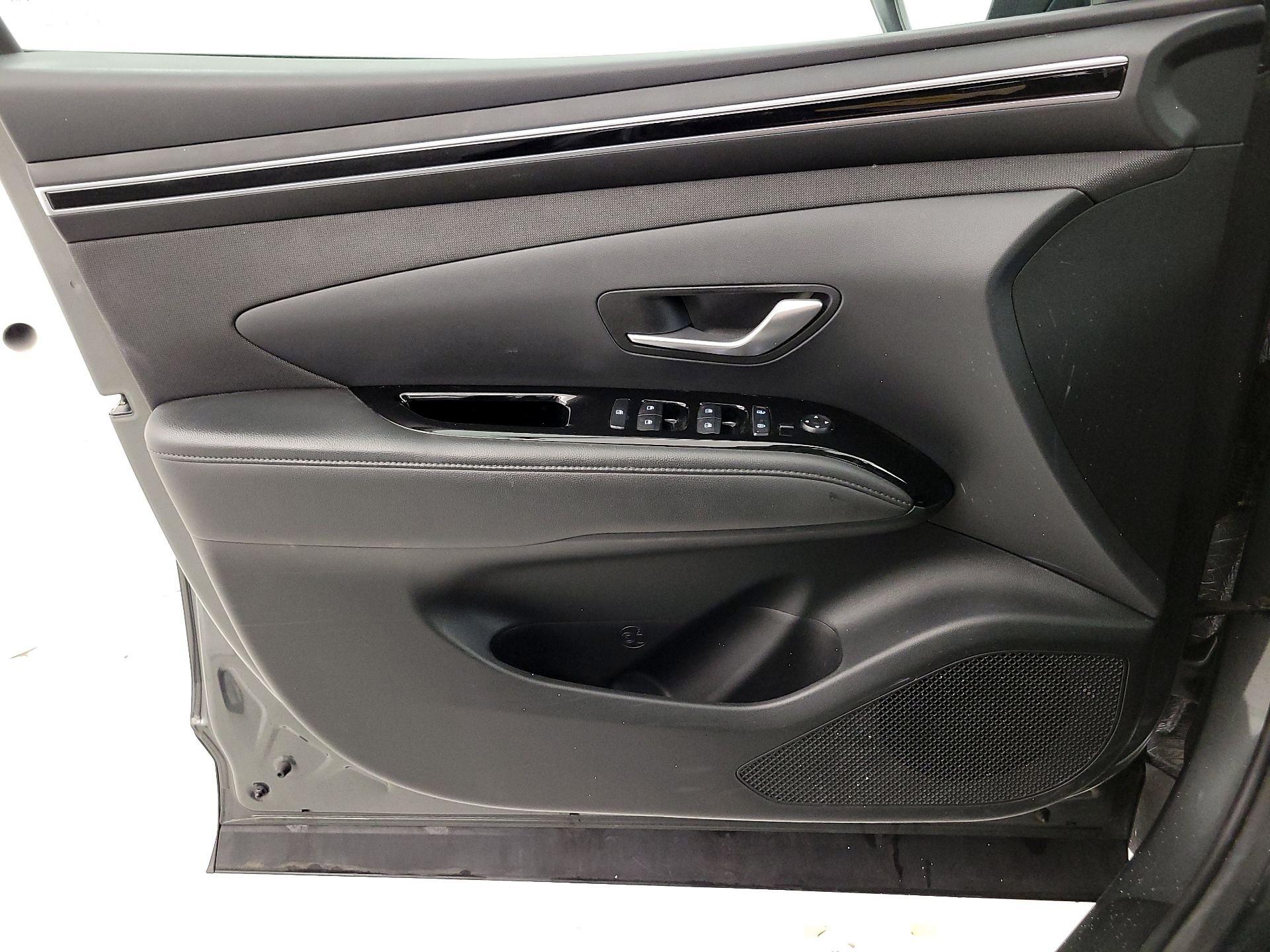 Thumbnail: 2022 Hyundai Tucson - 12