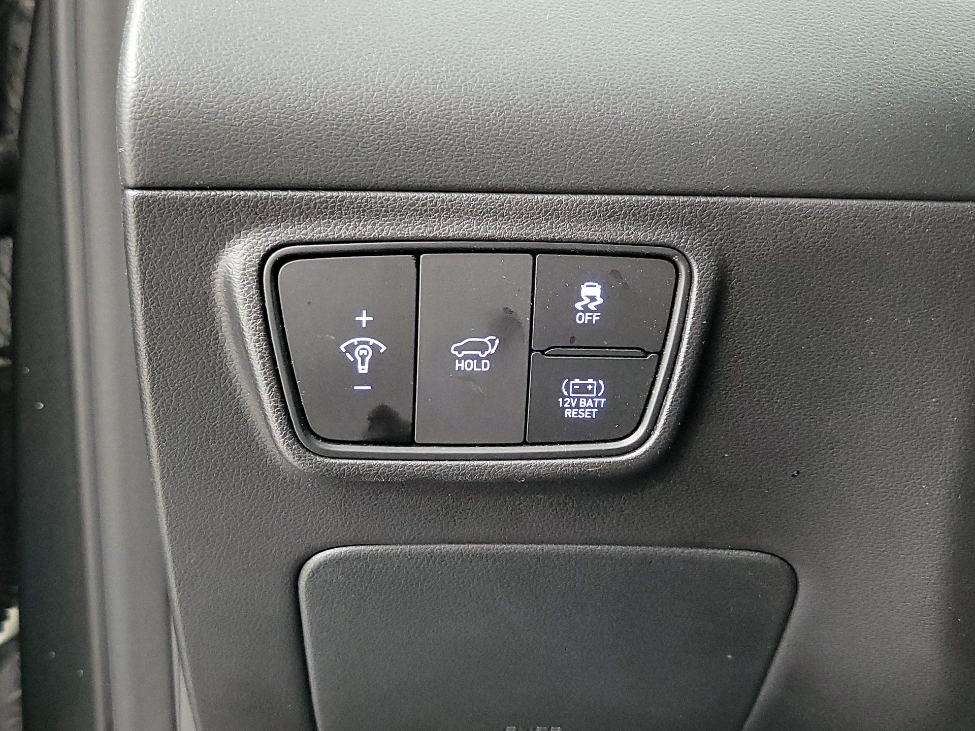 Thumbnail: 2022 Hyundai Tucson - 13