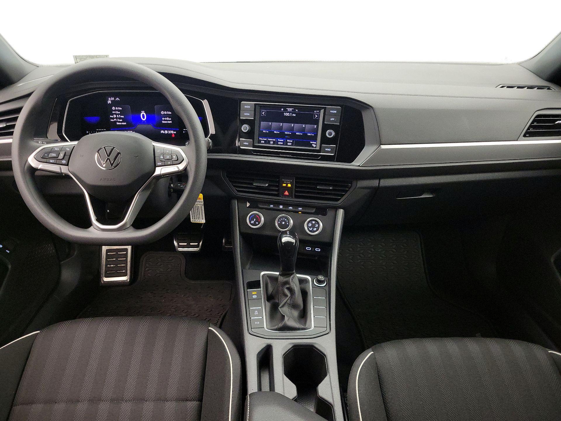 Thumbnail: 2023 Volkswagen Jetta - 9