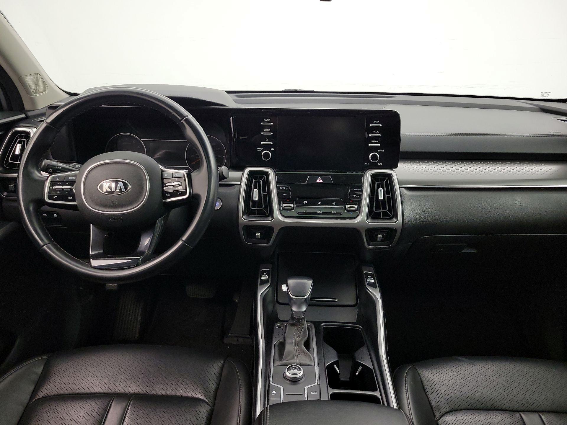 Thumbnail: 2021 Kia Sorento - 9