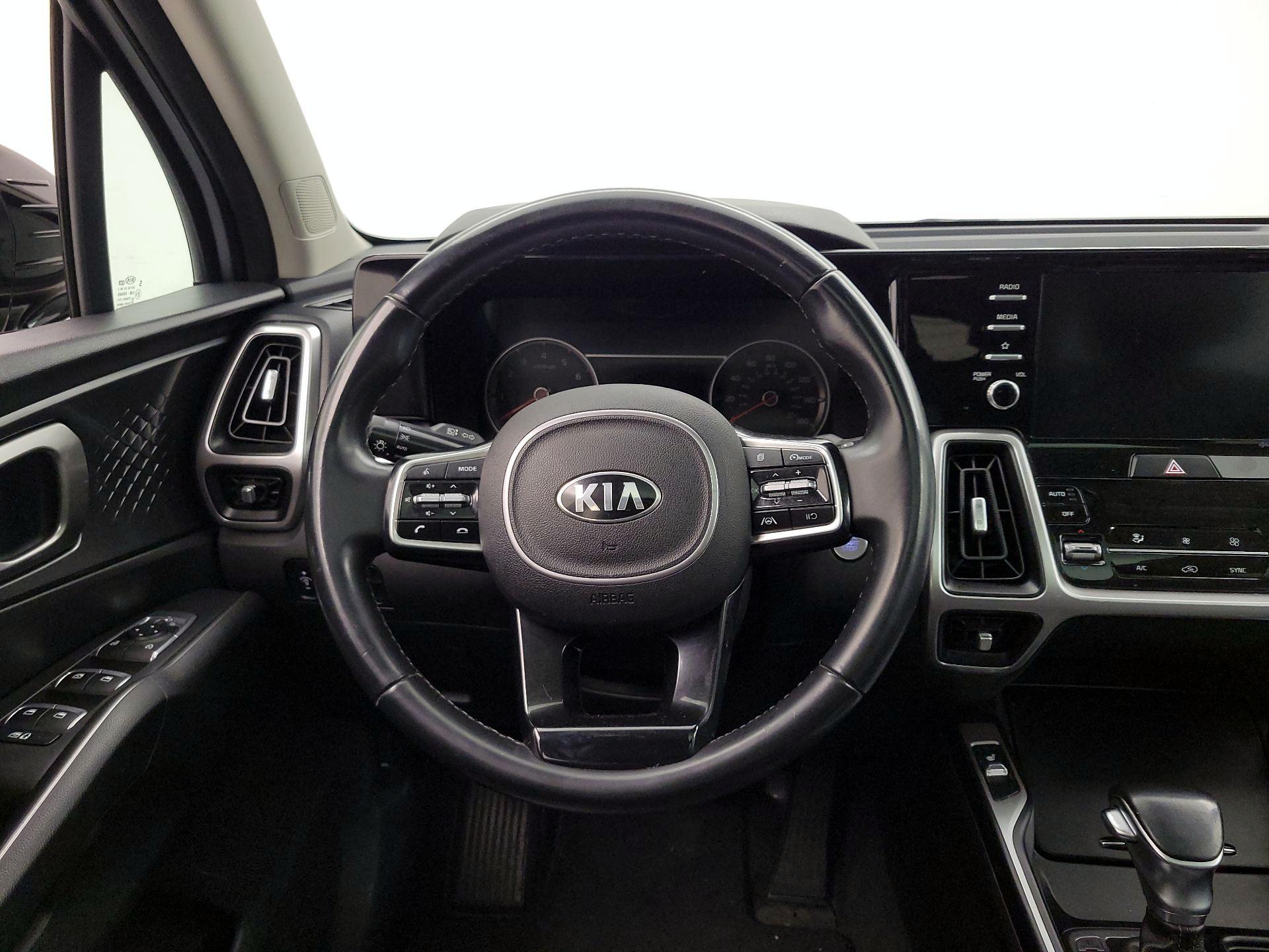 Thumbnail: 2021 Kia Sorento - 10
