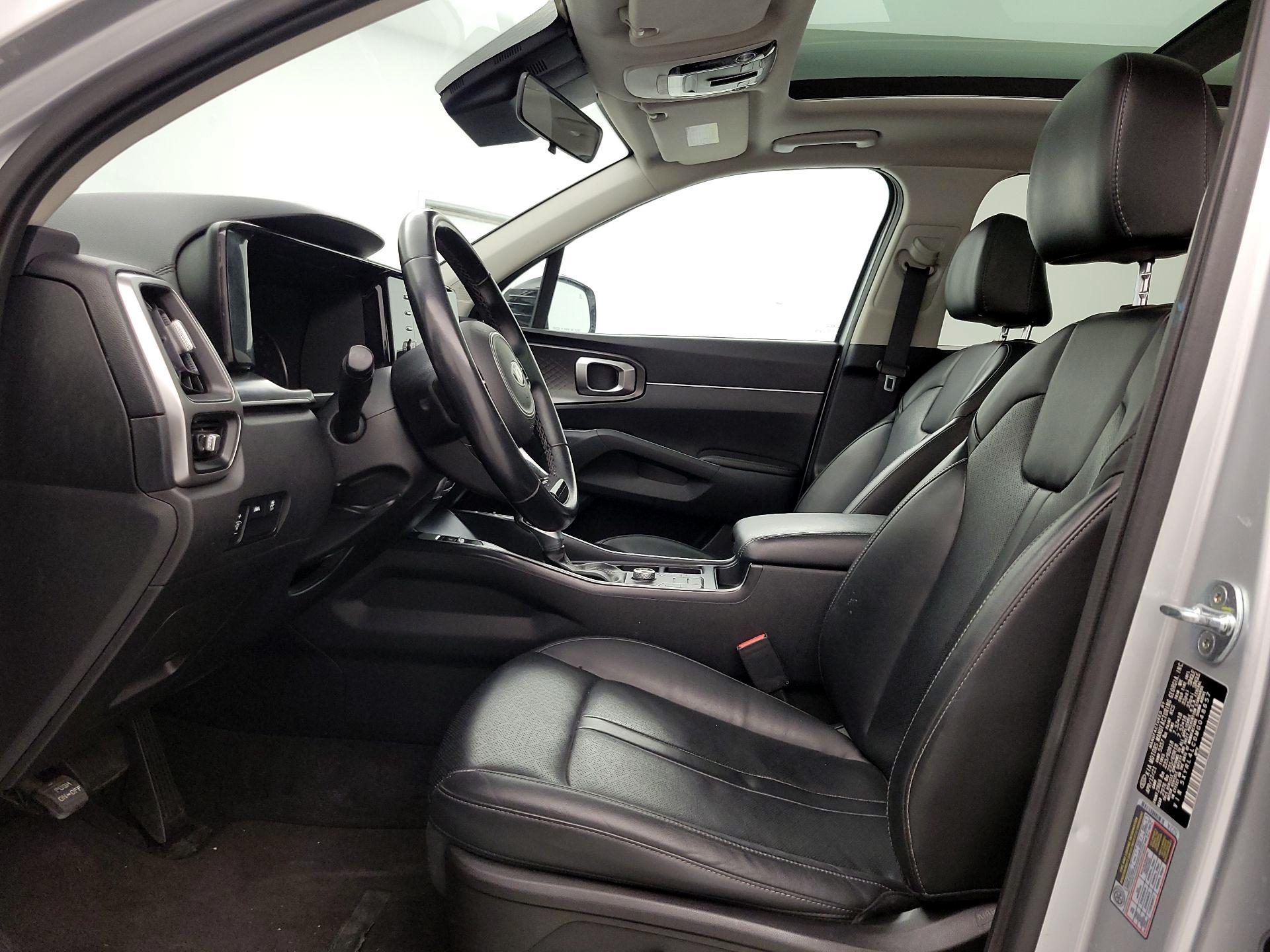 Thumbnail: 2021 Kia Sorento - 11