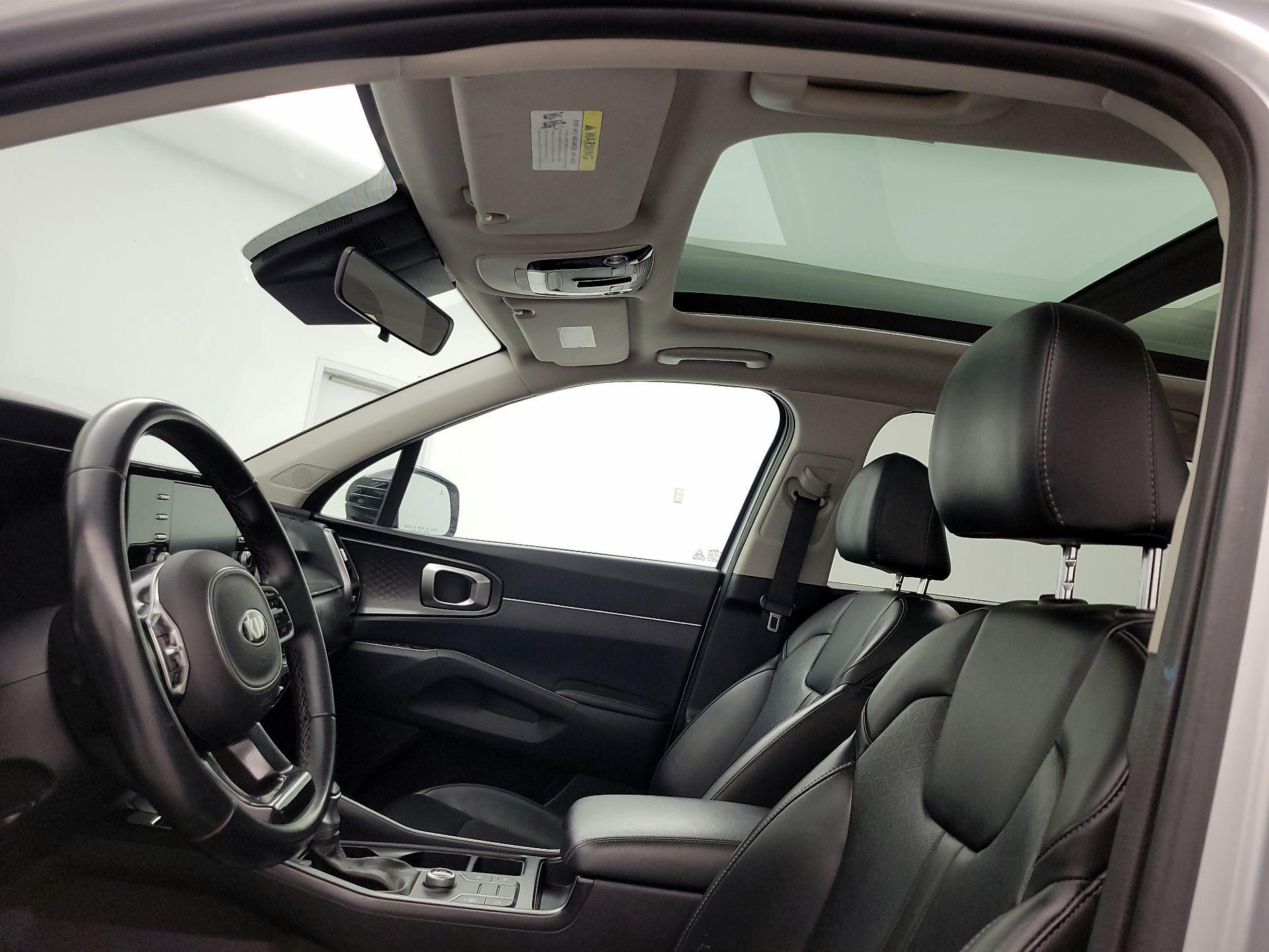 Thumbnail: 2021 Kia Sorento - 19