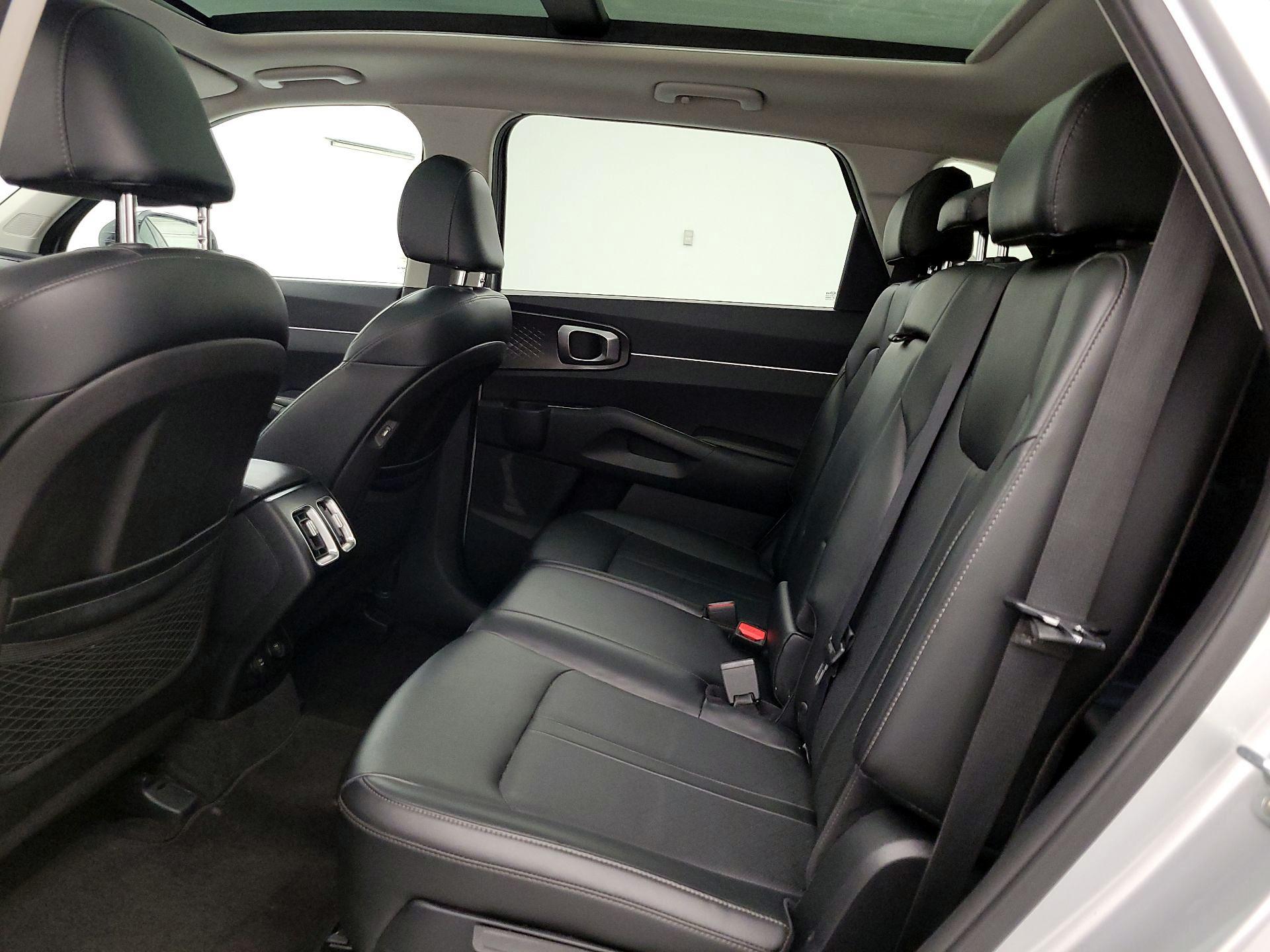 Thumbnail: 2021 Kia Sorento - 20