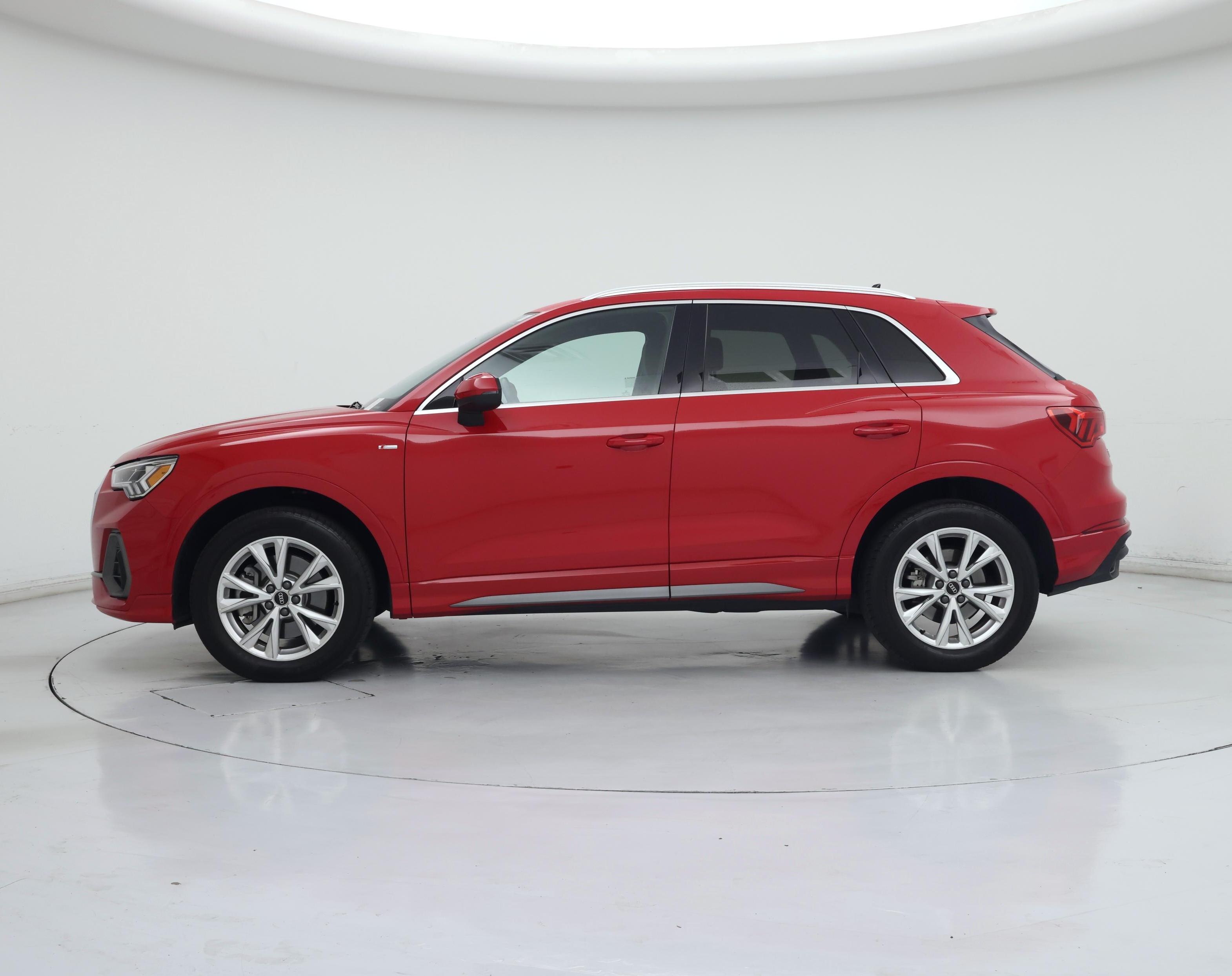Thumbnail: 2023 Audi Q3 - 3