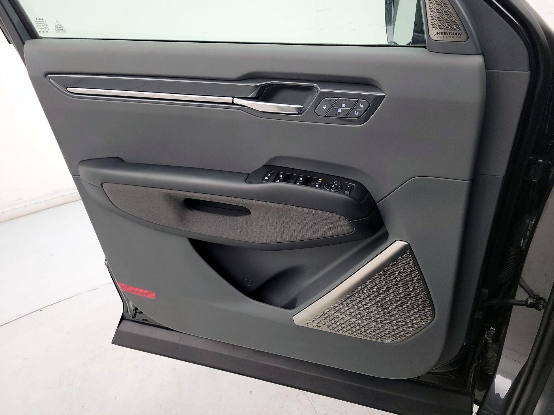 Thumbnail: 2024 Kia EV9 - 12