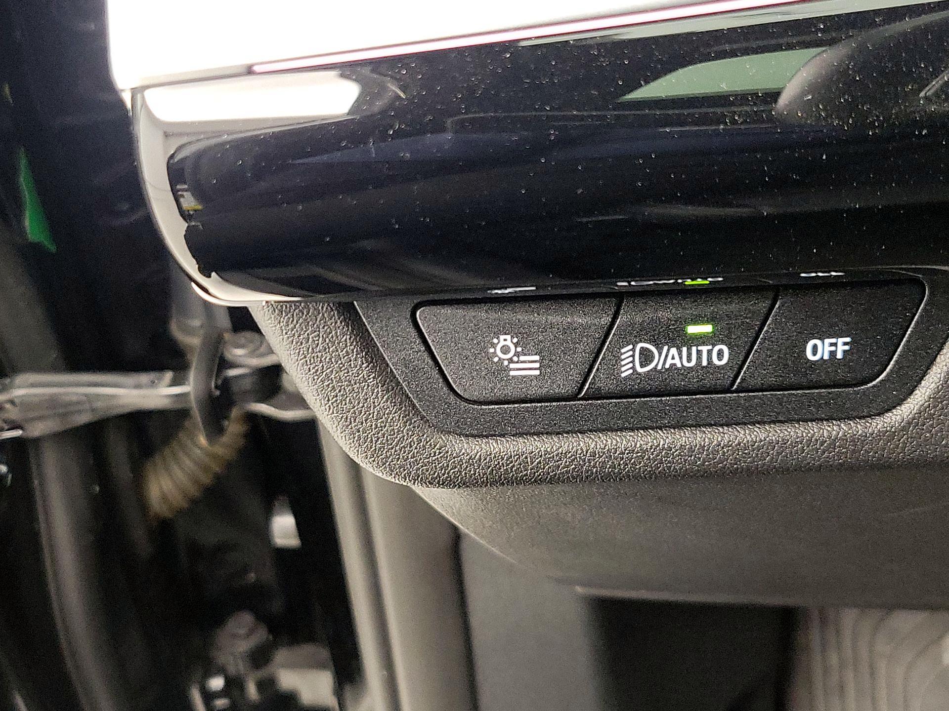 Thumbnail: 2023 BMW X1 - 13