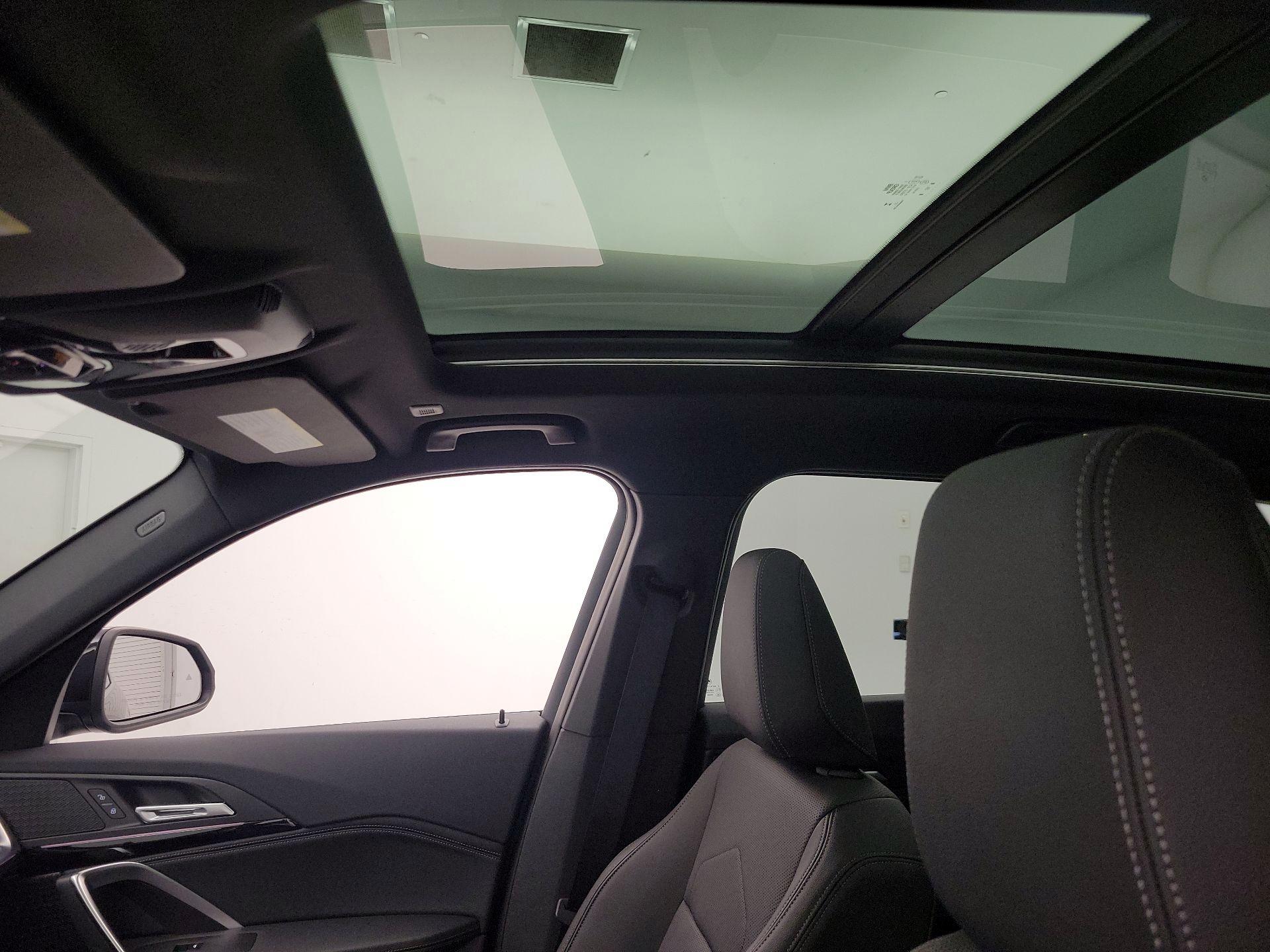 Thumbnail: 2023 BMW X1 - 20