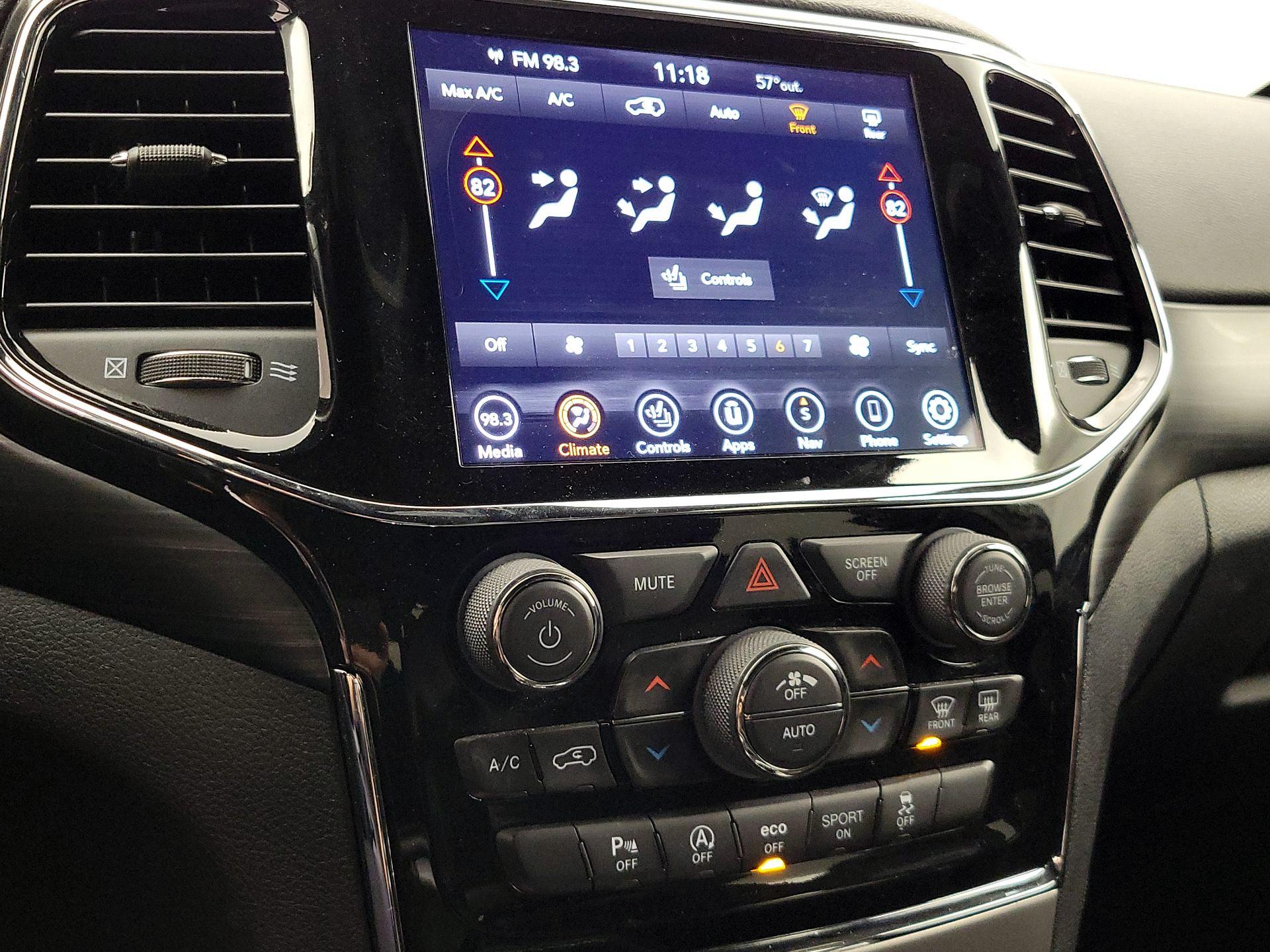 Thumbnail: 2020 Jeep Grand Cherokee - 17