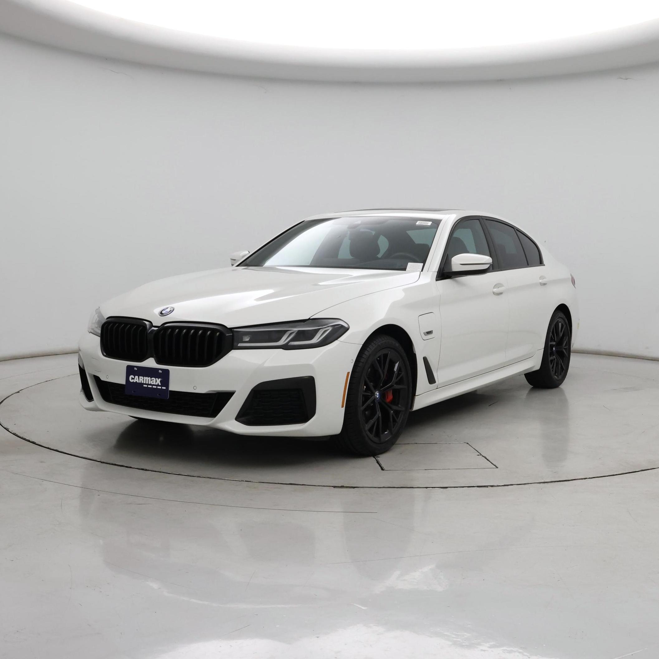 Thumbnail: 2022 BMW 5 Series - 4
