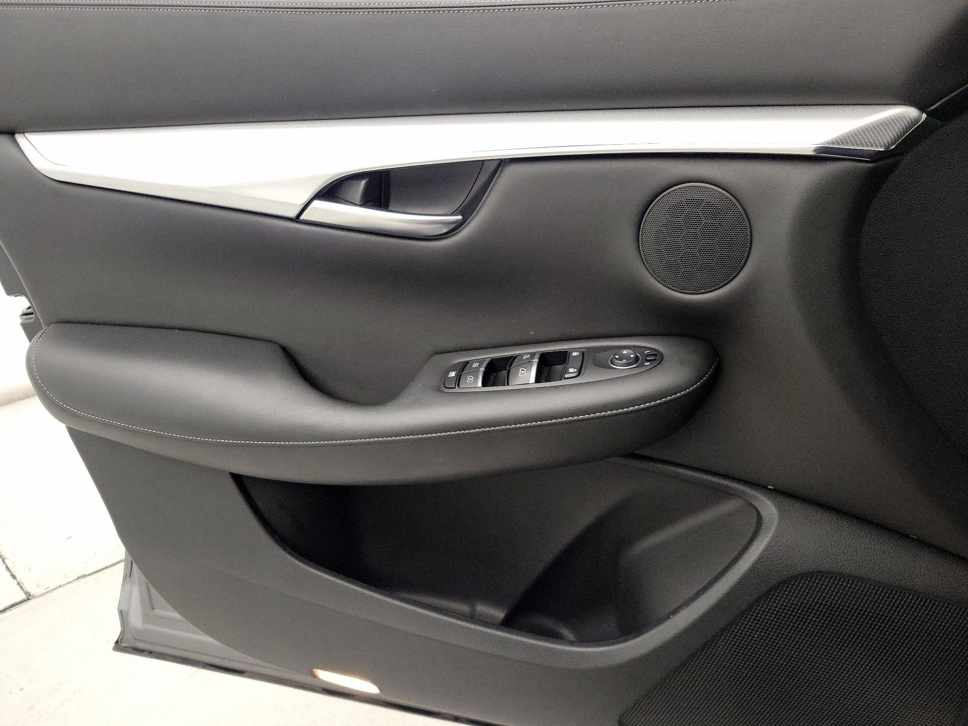 Thumbnail: 2021 INFINITI QX50 - 12